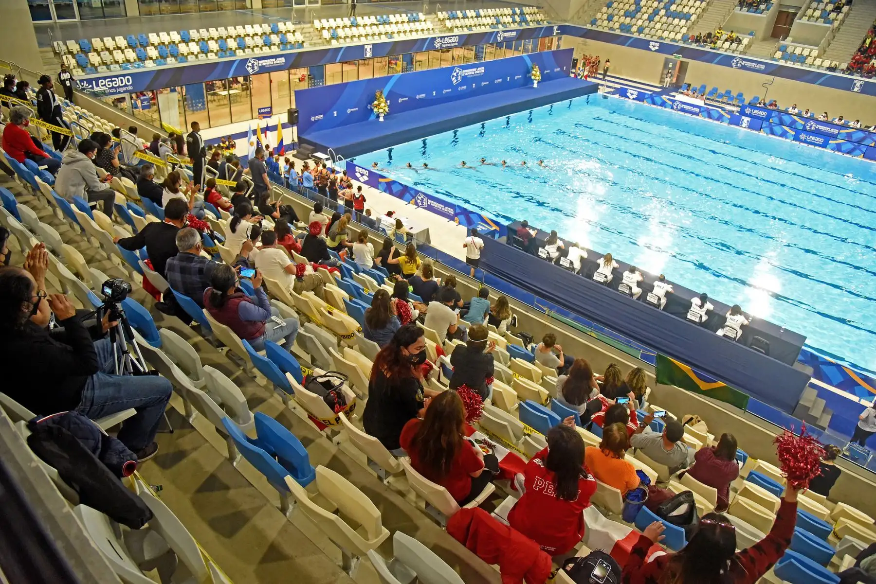 Tercer día de competencias de Natación Artística del Sudamericano Juvenil de Deportes Acuáticos Perú Bicentenario 2021 en el Centro Acuático de La Videna. Competencias de Rutinas de equipos libres. Foto: Legado