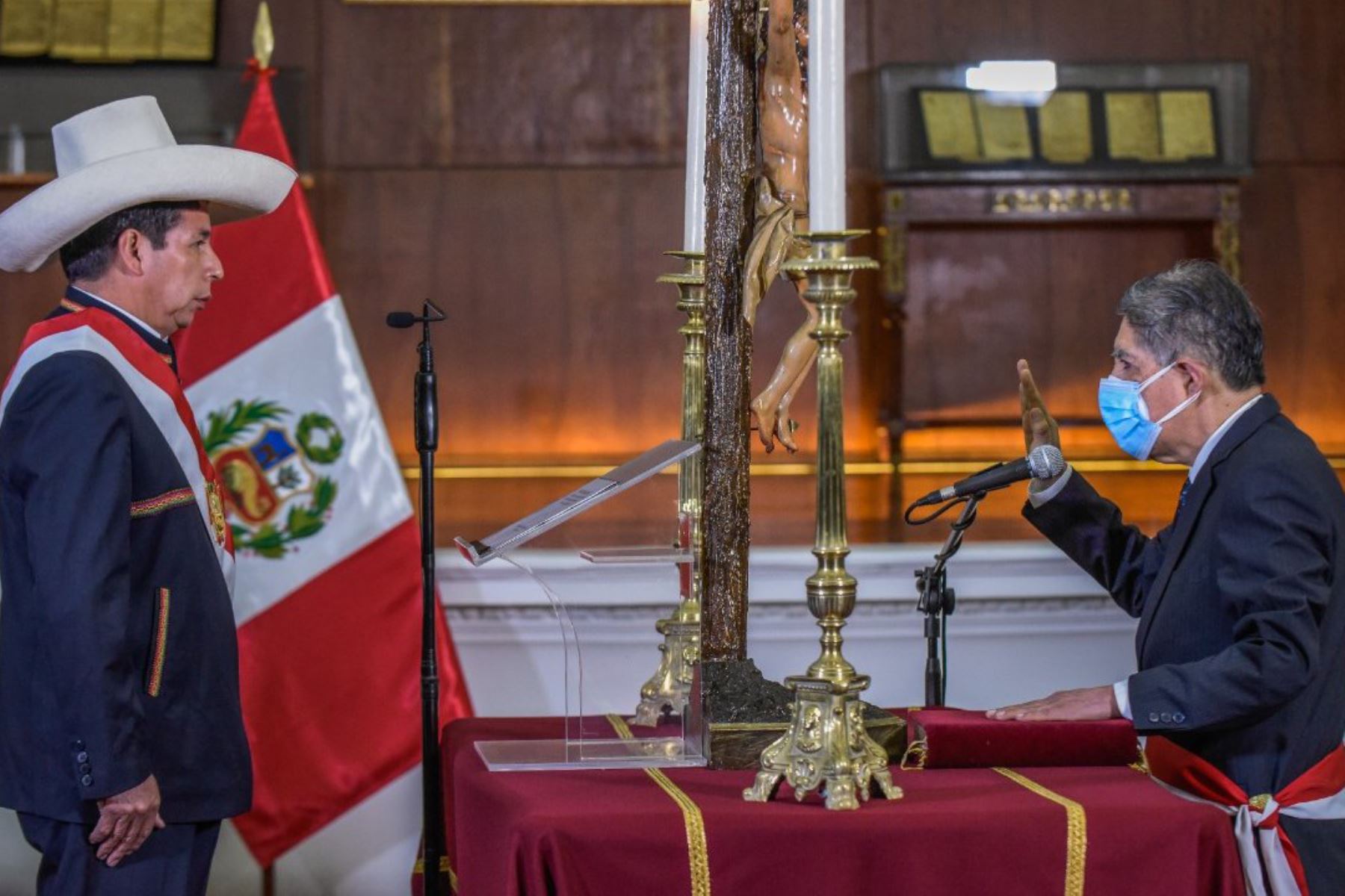 El exfiscal supremo Avelino Guillén juró como nuevo ministro del Interior en una ceremonia presidida por el jefe del Estado, Pedro Castillo, en Palacio de Gobierno. Foto: Prensa Presidencia