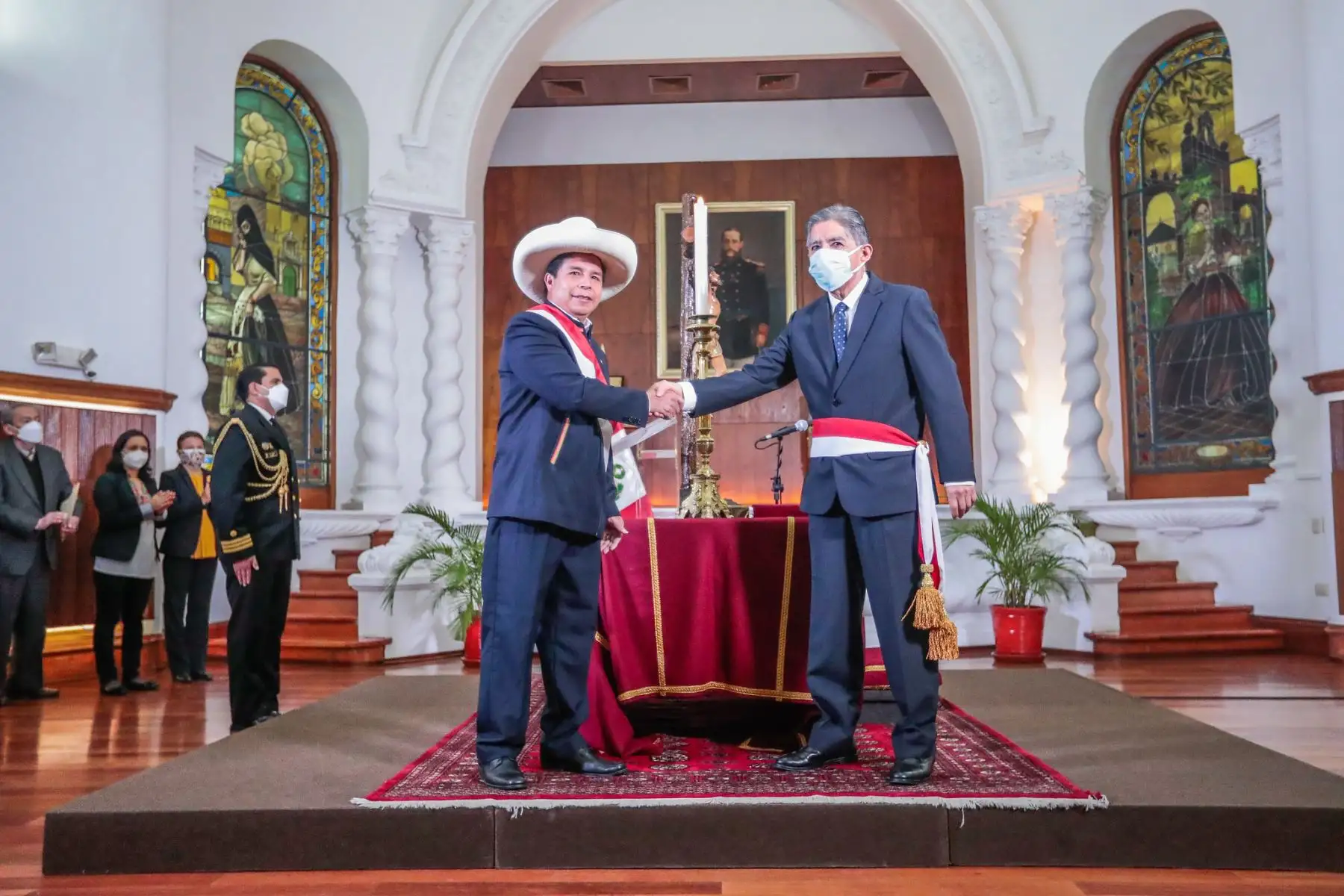 El exfiscal supremo Avelino Guillén juró como nuevo ministro del Interior en una ceremonia presidida por el jefe del Estado, Pedro Castillo, en Palacio de Gobierno. Foto: Prensa Presidencia