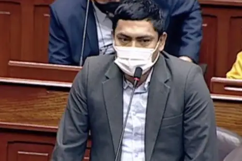 Congresista Américo Gonza, de Perú Libre. Foto: captura TV.