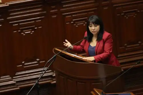 La titular de la PCM mencionó que el que haya congresistas que votaron en contra, “nos compromete a construir esa confianza con ellos”. Foto: ANDINA/difusión.