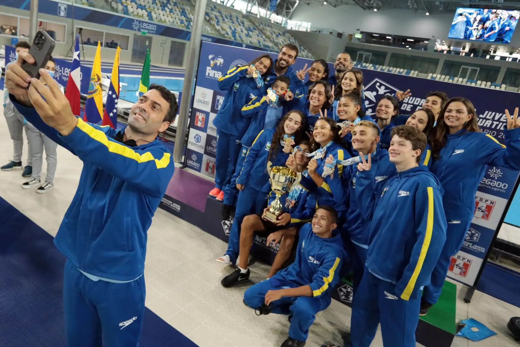 Se realizó el cierre de la competencia de clavados y natación artística en el Sudamericano Juvenil de Deportes Acuáticos en el Centro Acuático de La Videna. Foto: Legado / Paul Vallejos