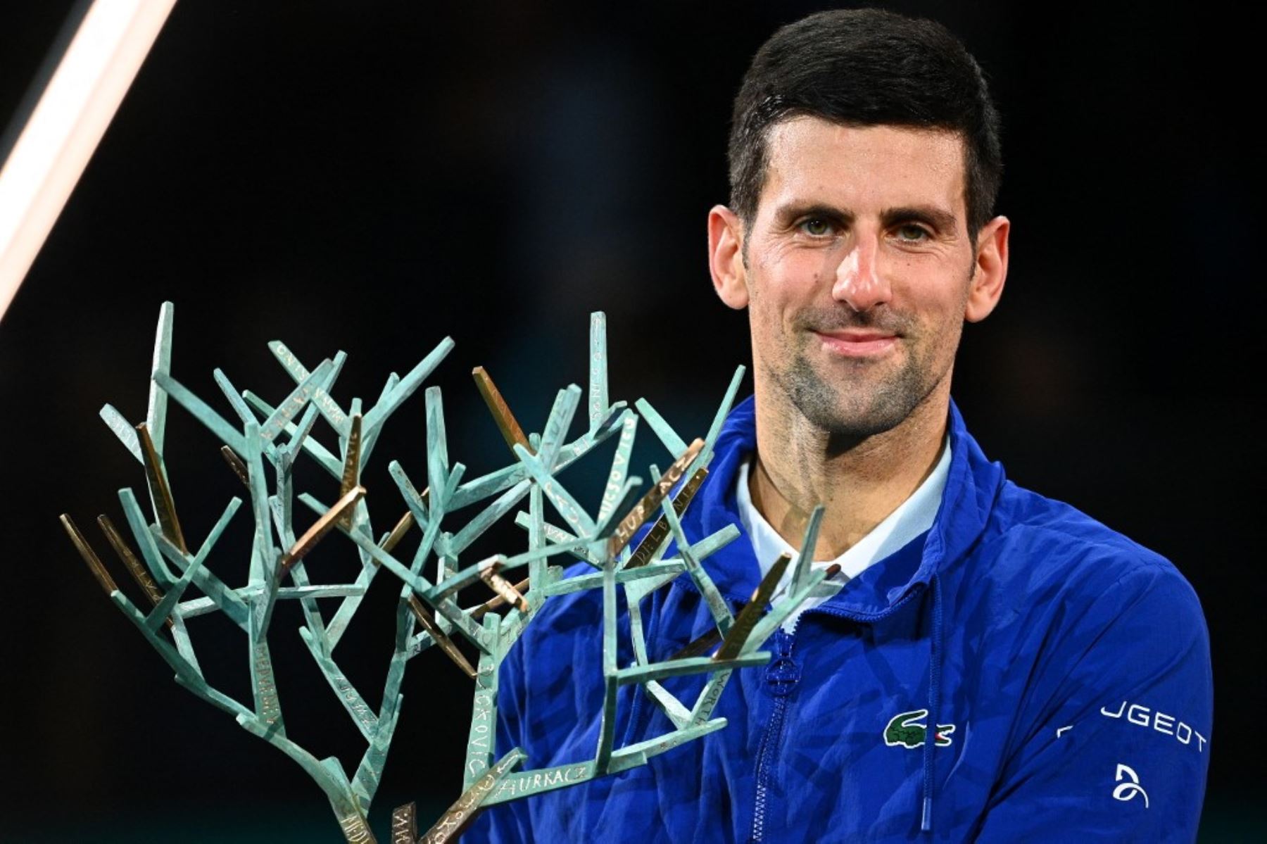 Djokovic reina en el Master 1000 París
