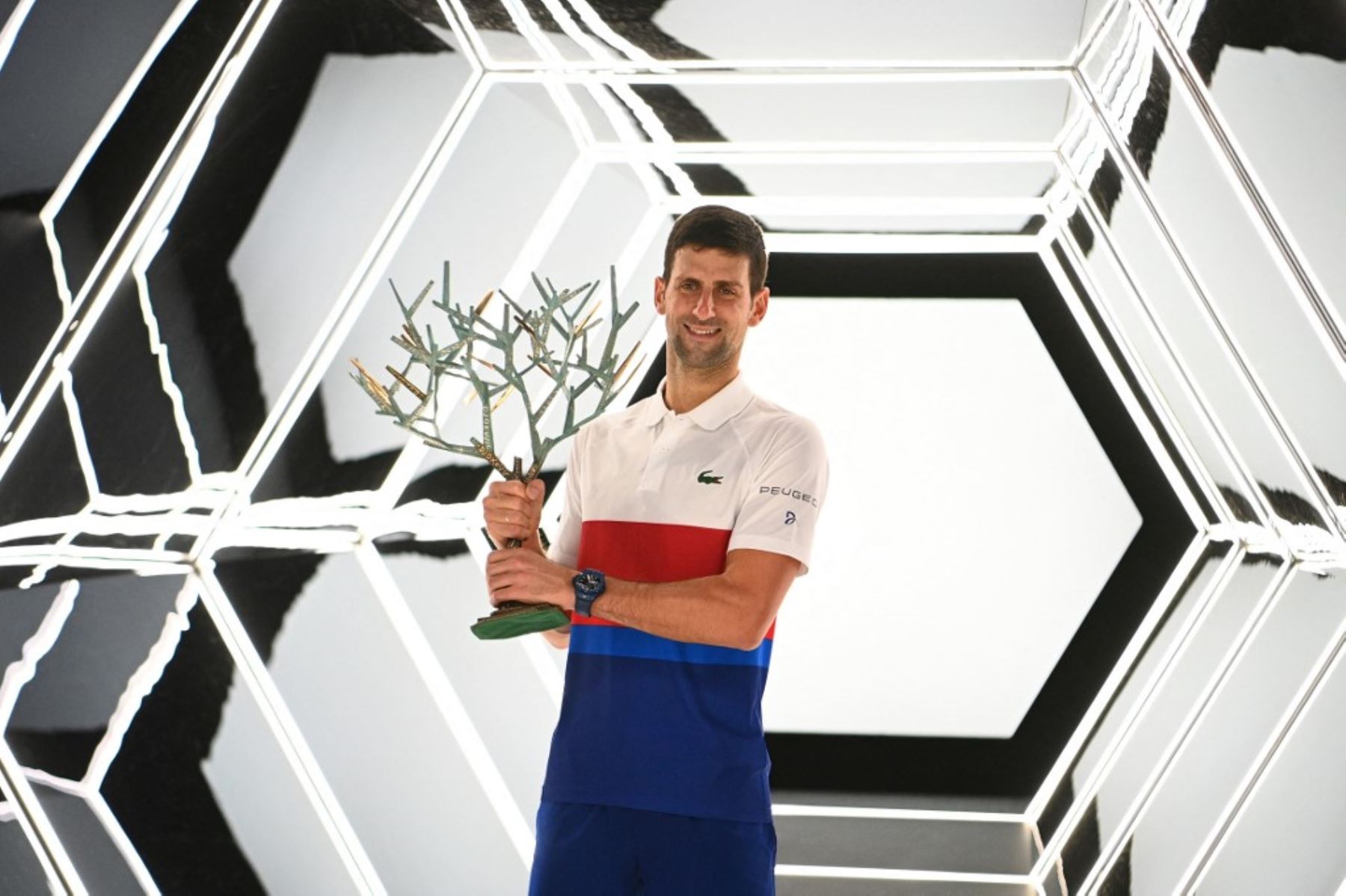 Djokovic finalizará 2021 al frente de la ATP, Zverev de nuevo tercero