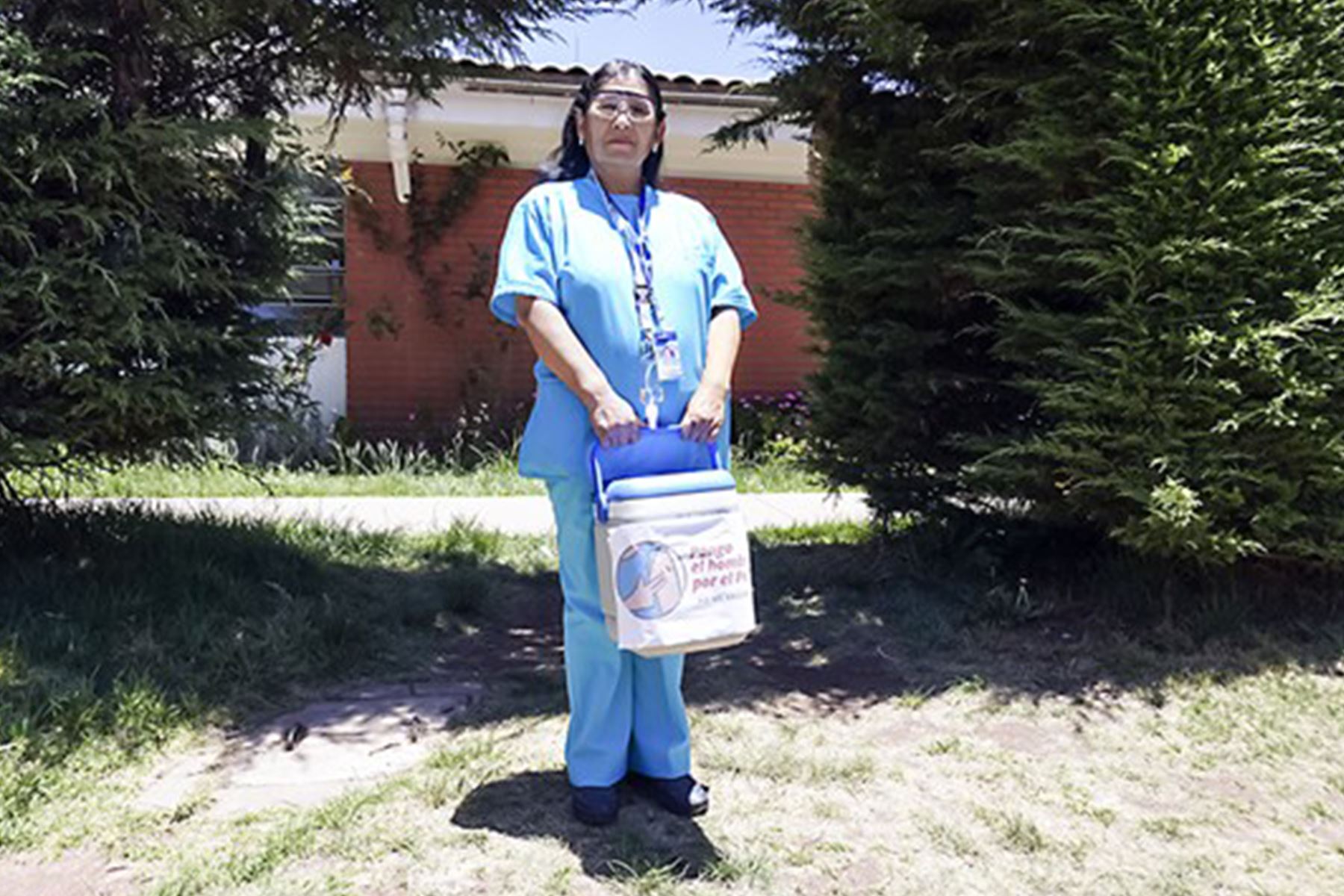 “Mecha”, como la llaman de cariño sus compañeras del Centro de Salud Metropolitano de Puno, es jefa de enfermeras de ese establecimiento. ANDINA/ Minsa