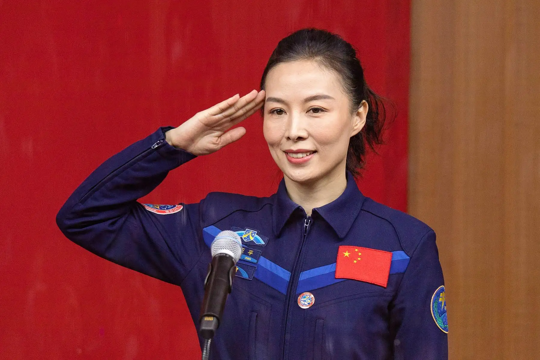 Astronauta chino Wang Yaping, miembro de la segunda tripulación de la nueva estación espacial de China.
Foto: AFP