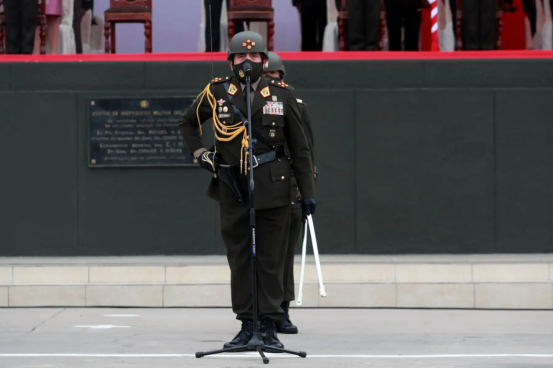 Ministro de Defensa, Walter Ayala, preside ceremonia de reconocimiento al General Walter Horacio Córdova Alemán como Comandante General del Ejército del Perú.
Foto: Mindef