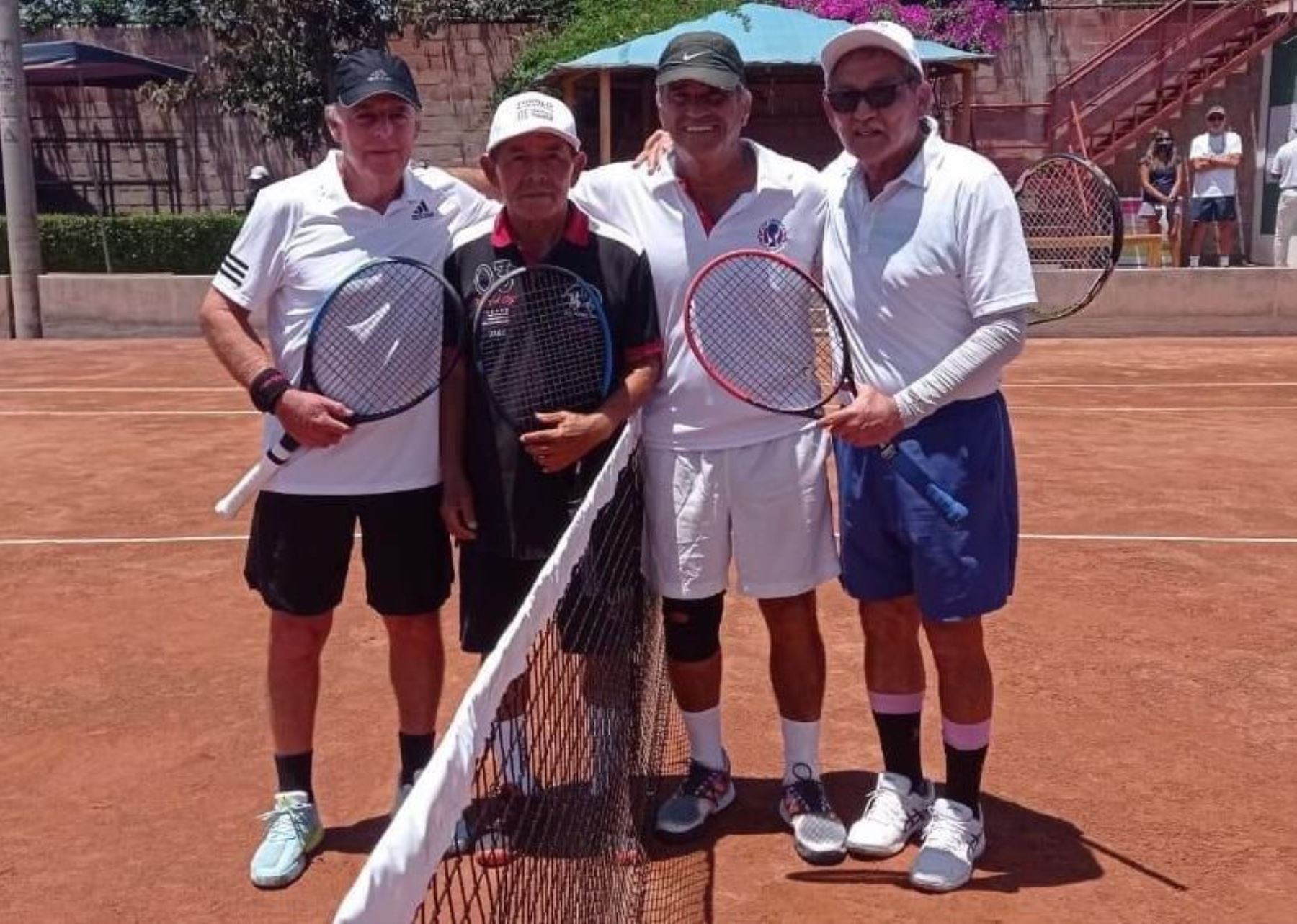 Tenistas peruanos senior triunfaron en Tacna