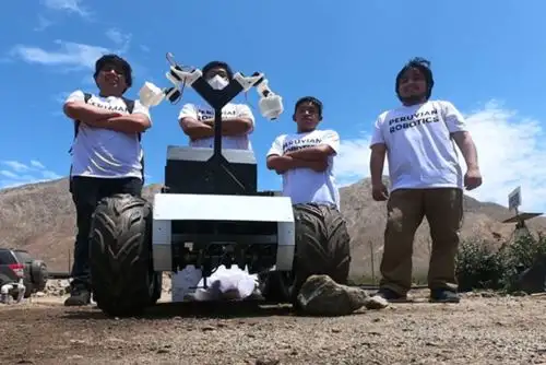 Berry-Bot es un robot con el que buscan innovar en el sector agrícola automatizando tareas como control de malezas, monitoreo de producción y parámetros fitosanitarios mediante la integración de técnicas de Deep Learning.