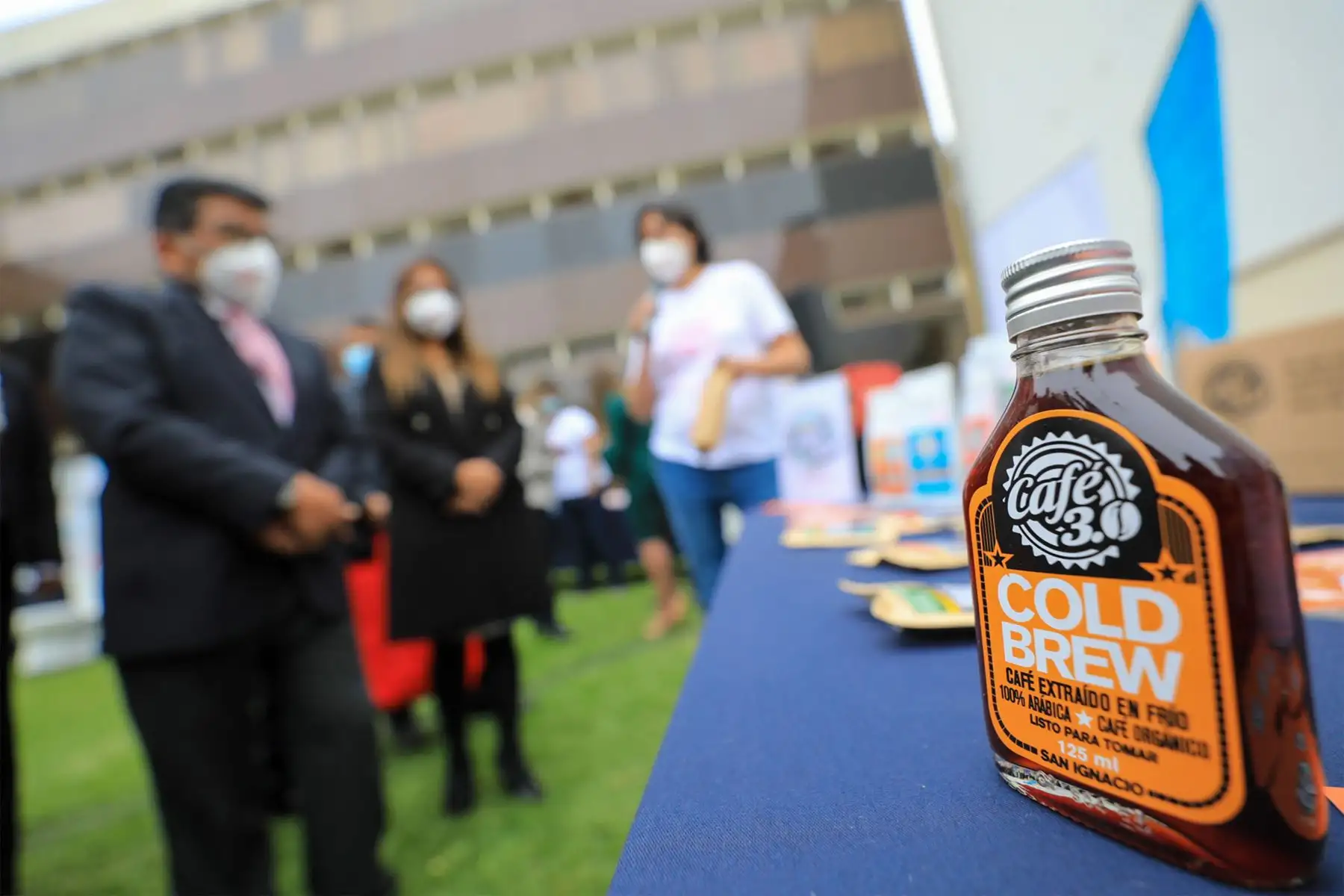 Actualmente, más de 1060 empresas ya forman parte del directorio de la página web ." comprale al Perú "  . La expectativa es contar con un registro de más de 2000 empresas hasta marzo del 2022.
Foto: Produce