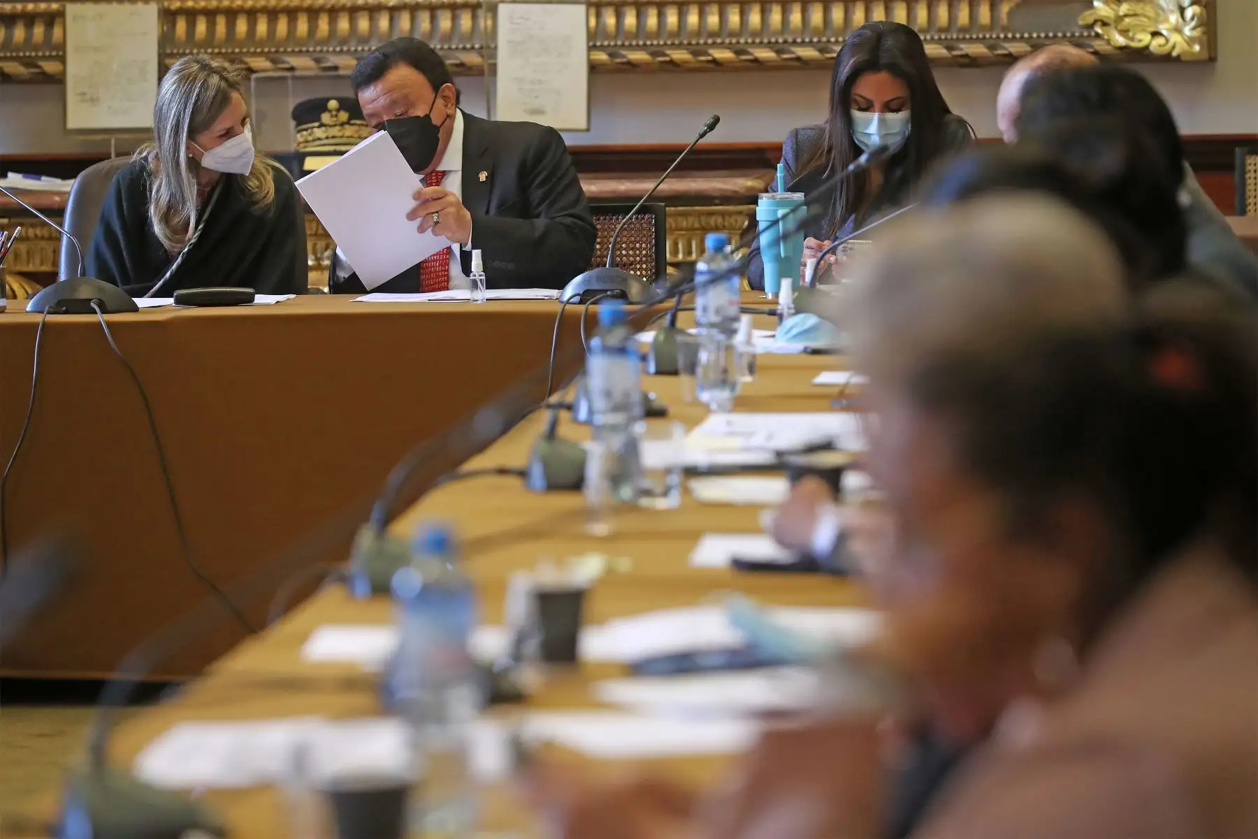 Sesión del Consejo Directivo del Congreso de la República, presidido por María del Carmen Alva Prieto, presidenta del poder legislativo y la participación presencial y virtual de congresistas de las diferentes bancadas.
Foto: Congreso
