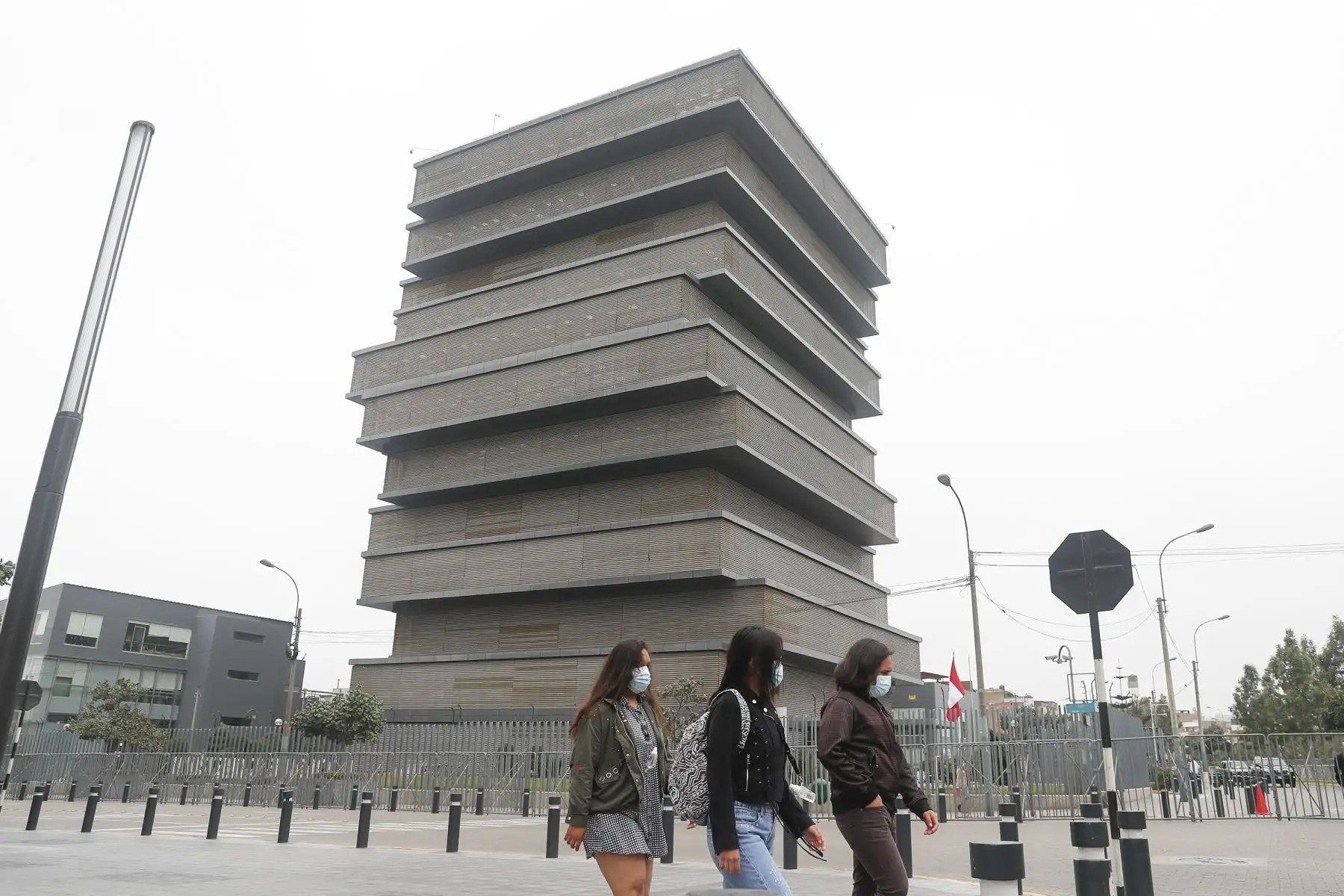 Congreso: Minedu informa que temas de agenda impiden a ministra asistir a comisión