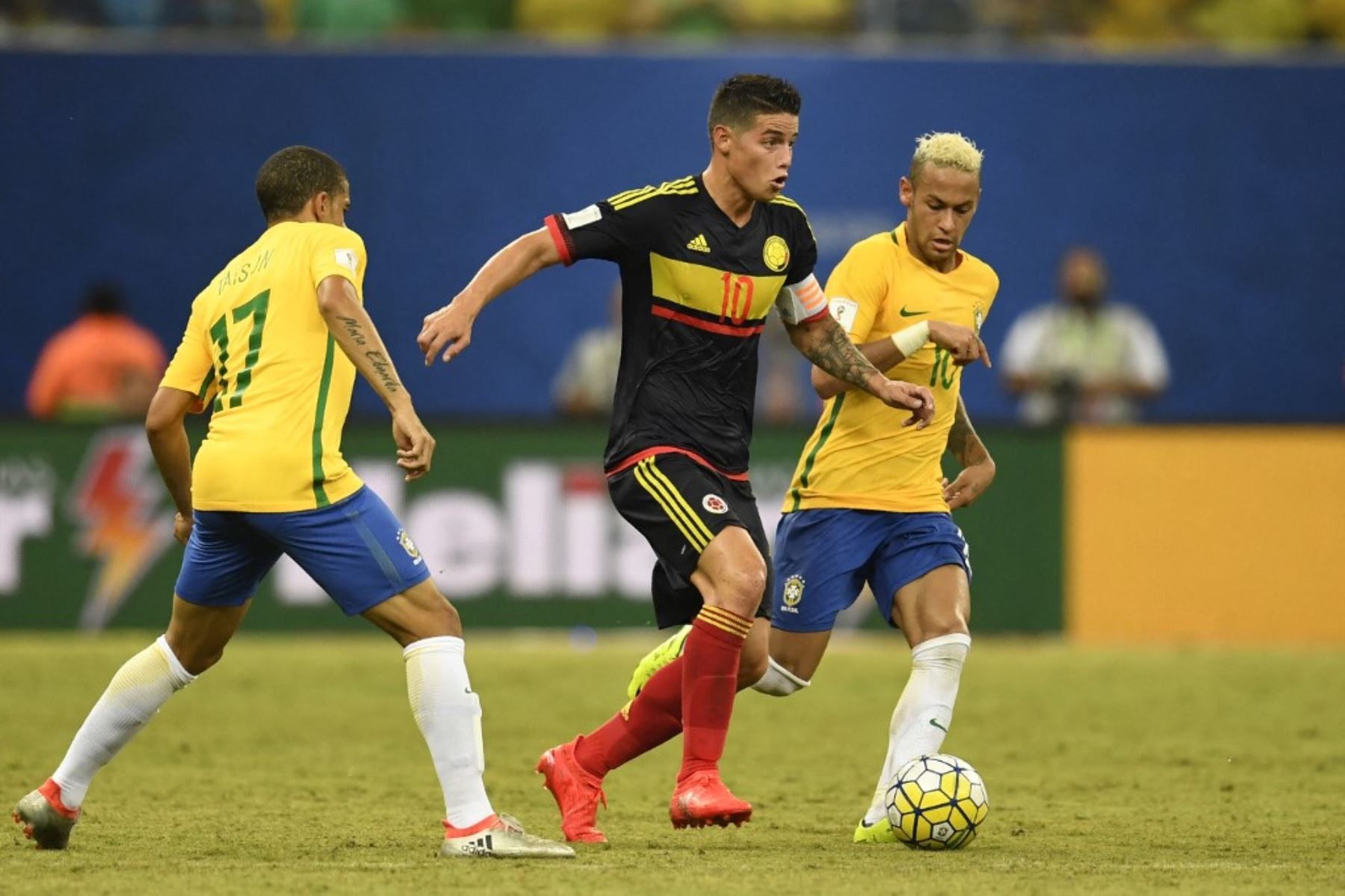 James Rodríguez y Neymar tendrán un duelo candente