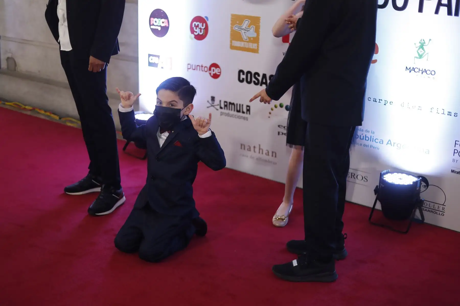 El pequeño actor Rodrigo Barba, quien interpreta a Julius (de 4 años), se robó la atención durante el Avant Premier de la película, en el Teatro Municipal de Lima. Foto: ANDINA/Renato Pajuelo