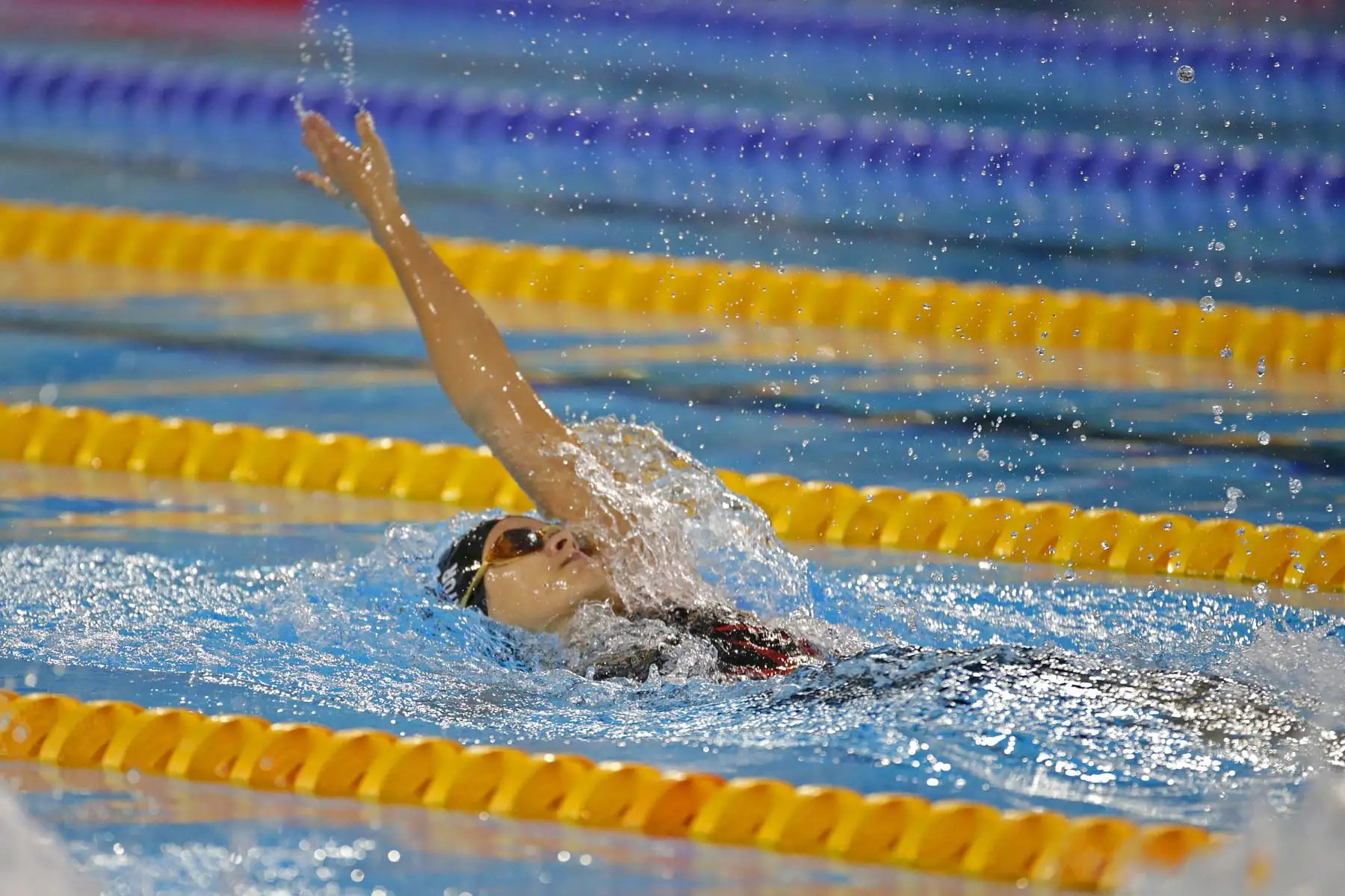 Alexia Sotomayor gana segunda medalla de oro para Perú en natación, modalidad de 200 metros espalda, en el Sudamericano Juvenil de Deportes Acuáticos. Foto: Legado / Germán Falcón