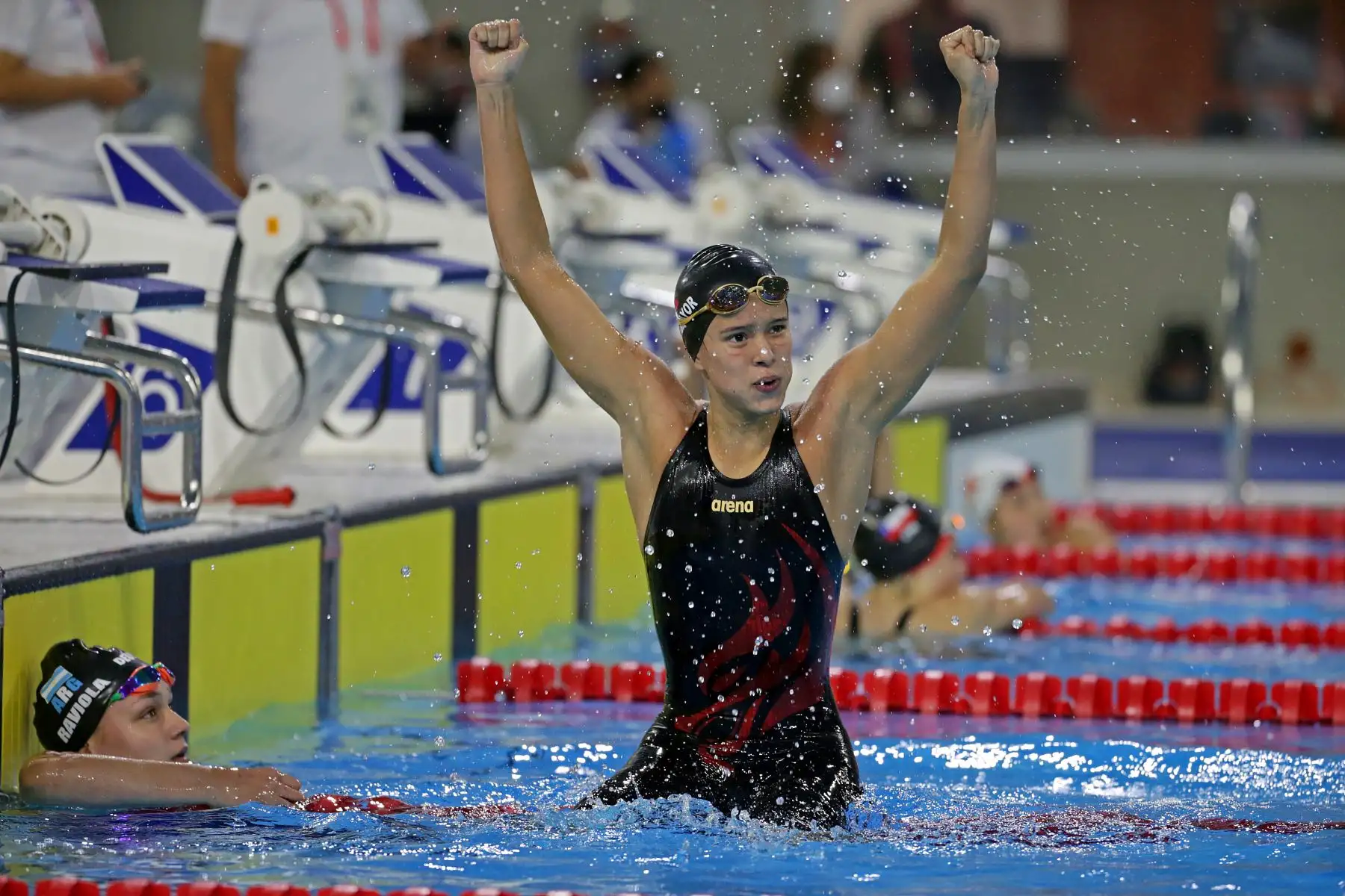 Alexia Sotomayor gana segunda medalla de oro para Perú en natación, modalidad de 200 metros espalda, en el Sudamericano Juvenil de Deportes Acuáticos. Foto: Legado / Germán Falcón