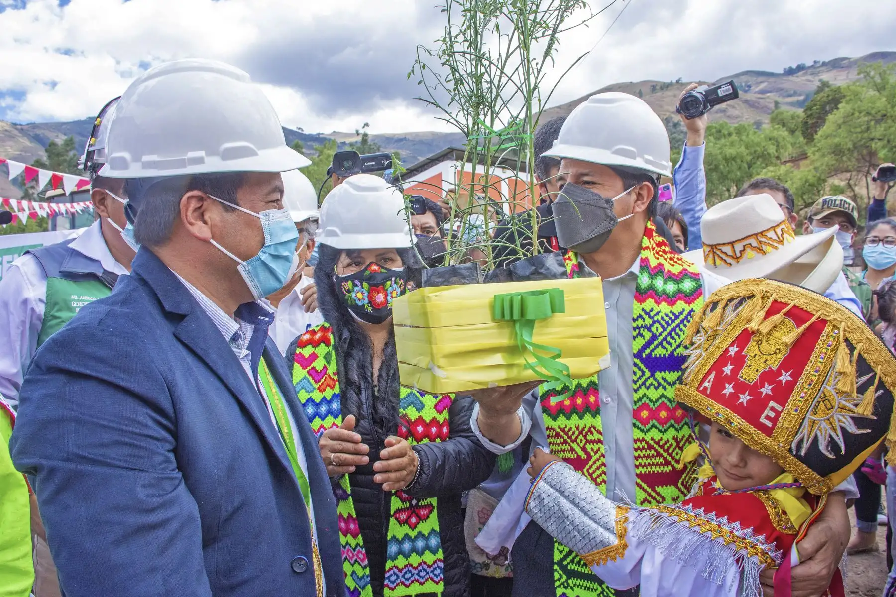 El presidente Pedro Castillo inauguró segunda planta de oxígeno en Huanta región Ayacucho. Foto: ANDINA/Presidencia El presidente Pedro Castillo inauguró segunda planta de oxígeno en Huanta región Ayacucho. Foto: ANDINA/Presidencia