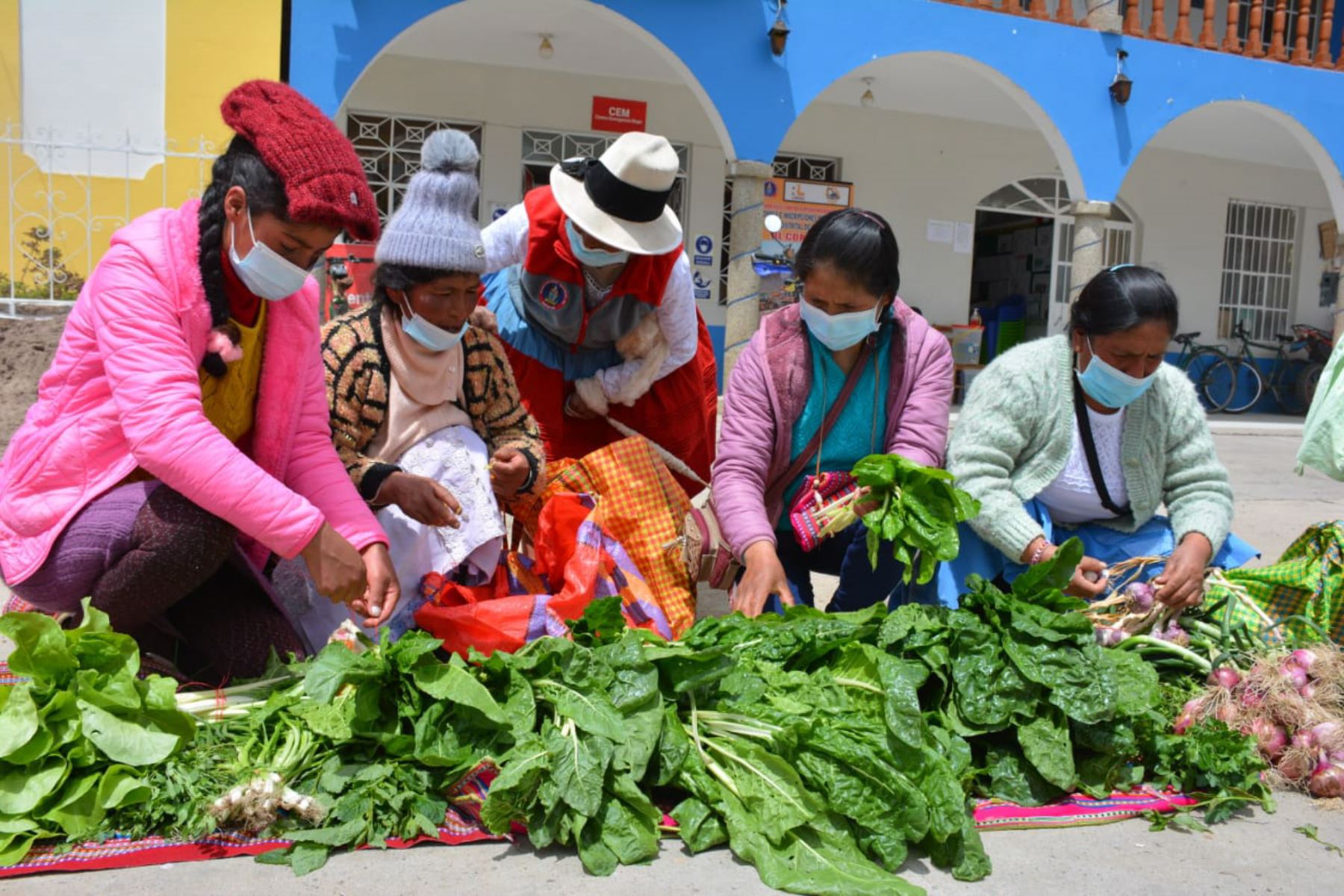 Feria gastronómica y promoción de la producción orgánica de hortalizas se desarrolló en la plaza principal del distrito de Apata, en la provincia de Jauja, región Junín. Foto: ANDINA/Difusión.
