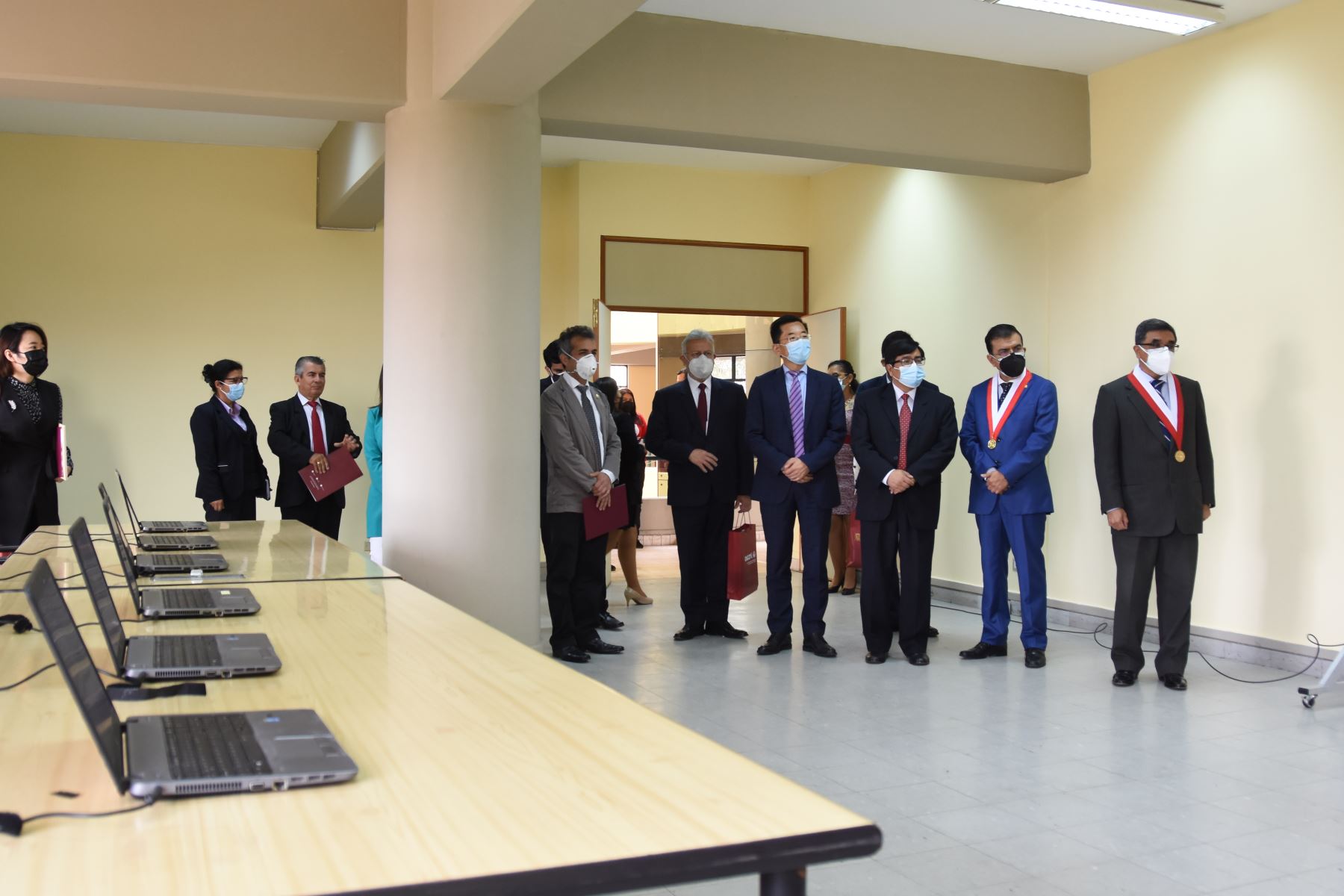 San Marcos y Huawei implementan academia de especialización en Cloud Computing San Marcos y Huawei implementan academia de especialización en Cloud Computing