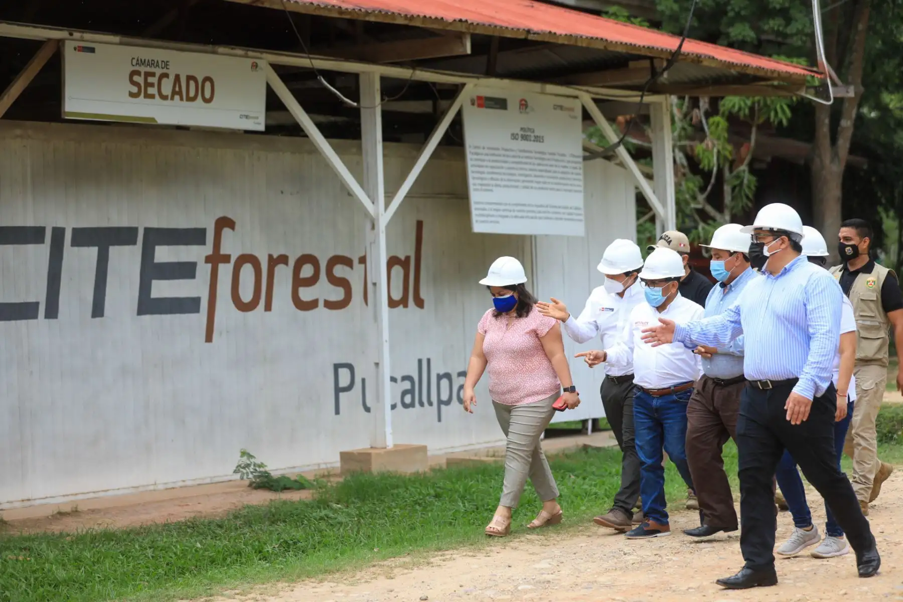 El Ministerio de la Producción, puso a disposición, a través del Centro de Innovación Productiva y Transferencia Tecnológica forestal de Pucallpa (CITE forestal Pucallpa), un nuevo equipamiento en su planta piloto. Foto: Produce