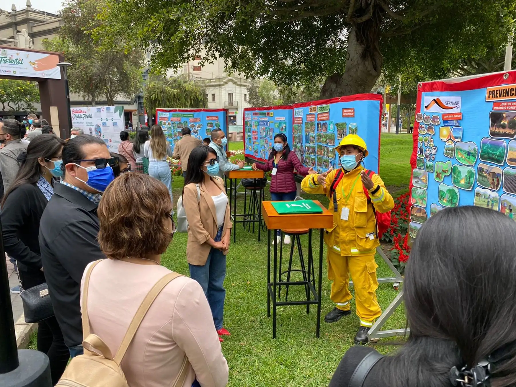 Actividad de información y sensibilización La Ruta de la Mochila Forestal, organizada por Osinfor, se desarrolla en Miraflores. Foto: ANDINA/Difusión