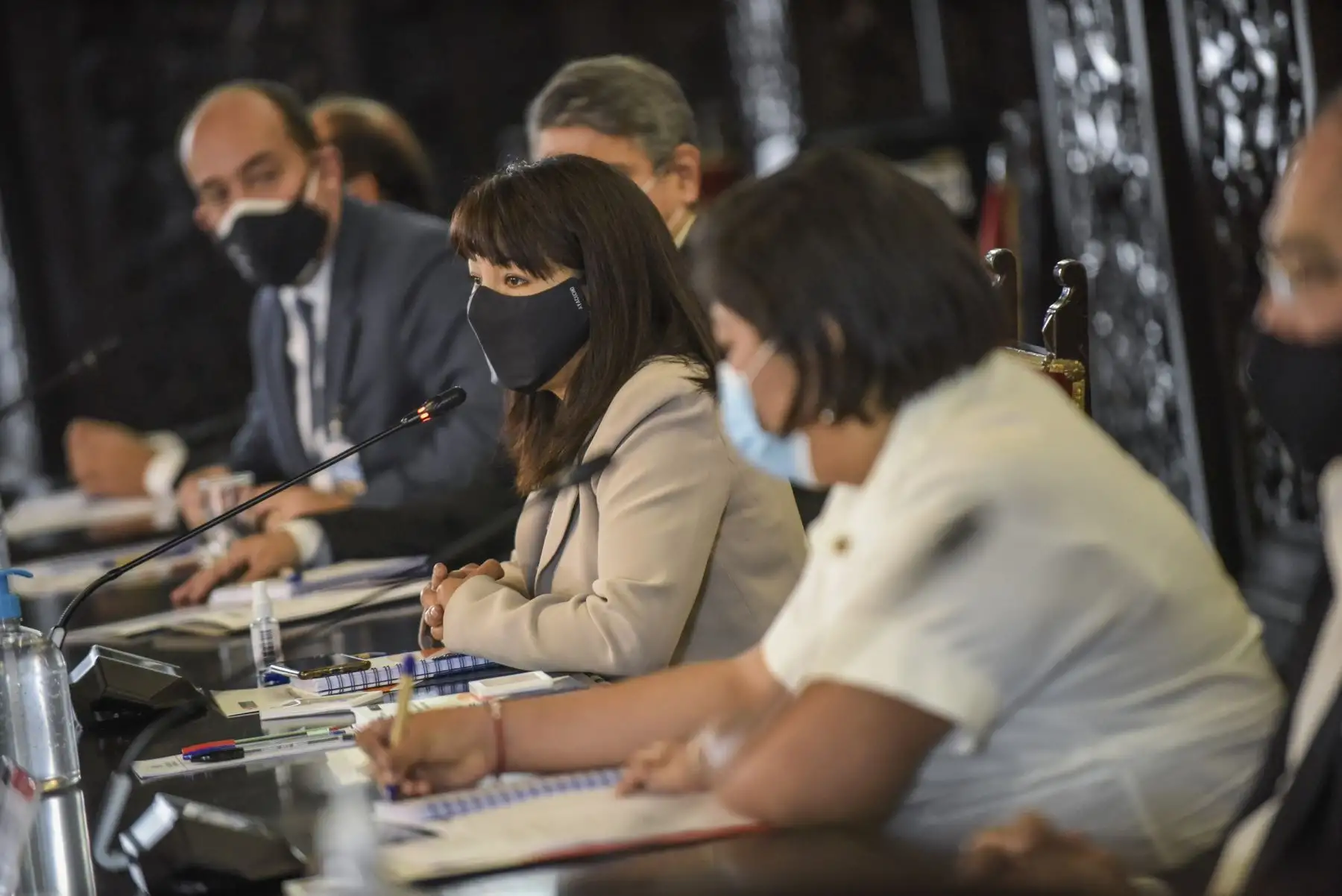 El presidente de la República, Pedro Castillo, encabeza sesión de reinstalación del Consejo Nacional de Trabajo. Participan la presidenta del Consejo de Ministros, Mirtha Vásquez y la titular de Trabajo y Promoción del Empleo, Betssy Chávez. Foto: ANDINA/Prensa Presidencia