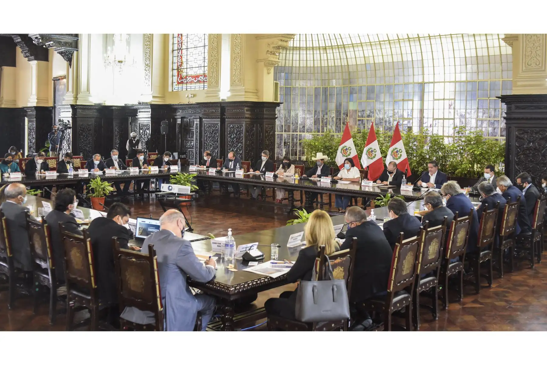 Presidente de la República, Pedro Castillo, asiste a la Sesión de reinstalación del periodo 2021 -2026 del Pleno del Consejo Nacional de Trabajo y Promoción del Empleo. Foto: ANDINA/Prensa Presidencia