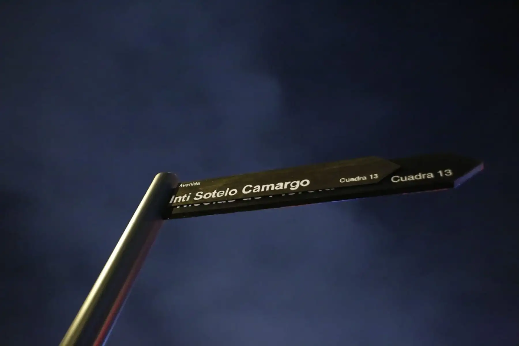 Ciudadanos se movilizan por las calles del Centro de Lima exigiendo justicia para Inti y Bryan, a un año de su muerte. Foto: ANDINA/Renato Pajuelo