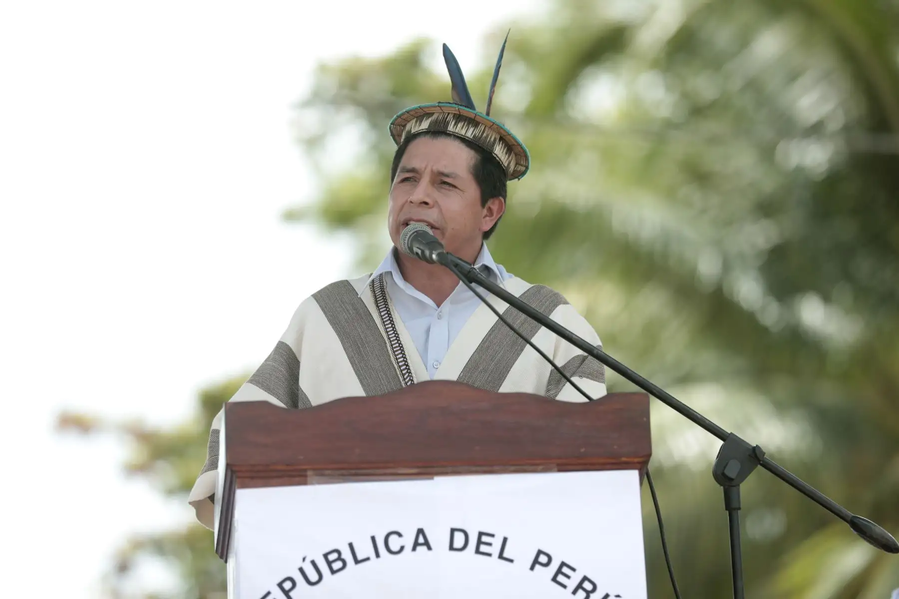 El presidente Pedro Castillo se reúne con organizaciones de productores y autoridades locales de Junín, en la Cumbre Regional Amazónica, que se desarrolla en el distrito de Perené. Foto: ANDINA/Prensa Presidencia