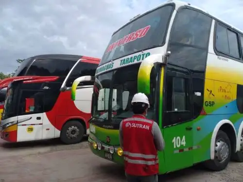 La Superintendencia de Transporte Terrestre de Personas, Carga y Mercancías cuenta con más de 1,000 inspectores para la ejecución del plan operativo “Viaje Seguro” con el objetivo de garantizar la seguridad de los usuarios que optarán por viajar durante estas fiestas de Navidad y Año Nuevo. Foto: ANDINA/Difusión.