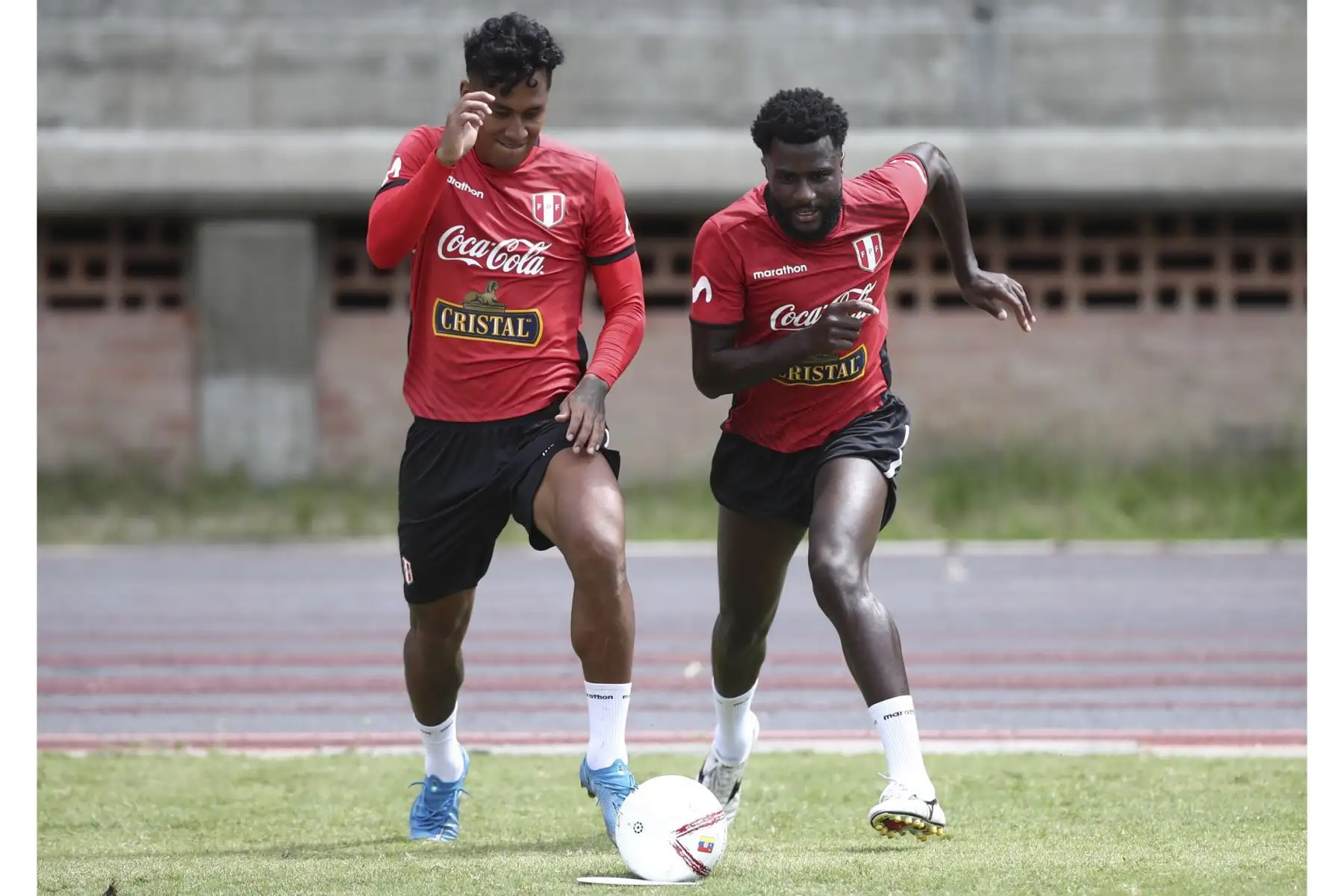 La selección peruana realizó su último entrenamiento previo al duelo ante la selección de Venezuela en Caracas por clasificatorias a Catar 2022. Foto: FPF