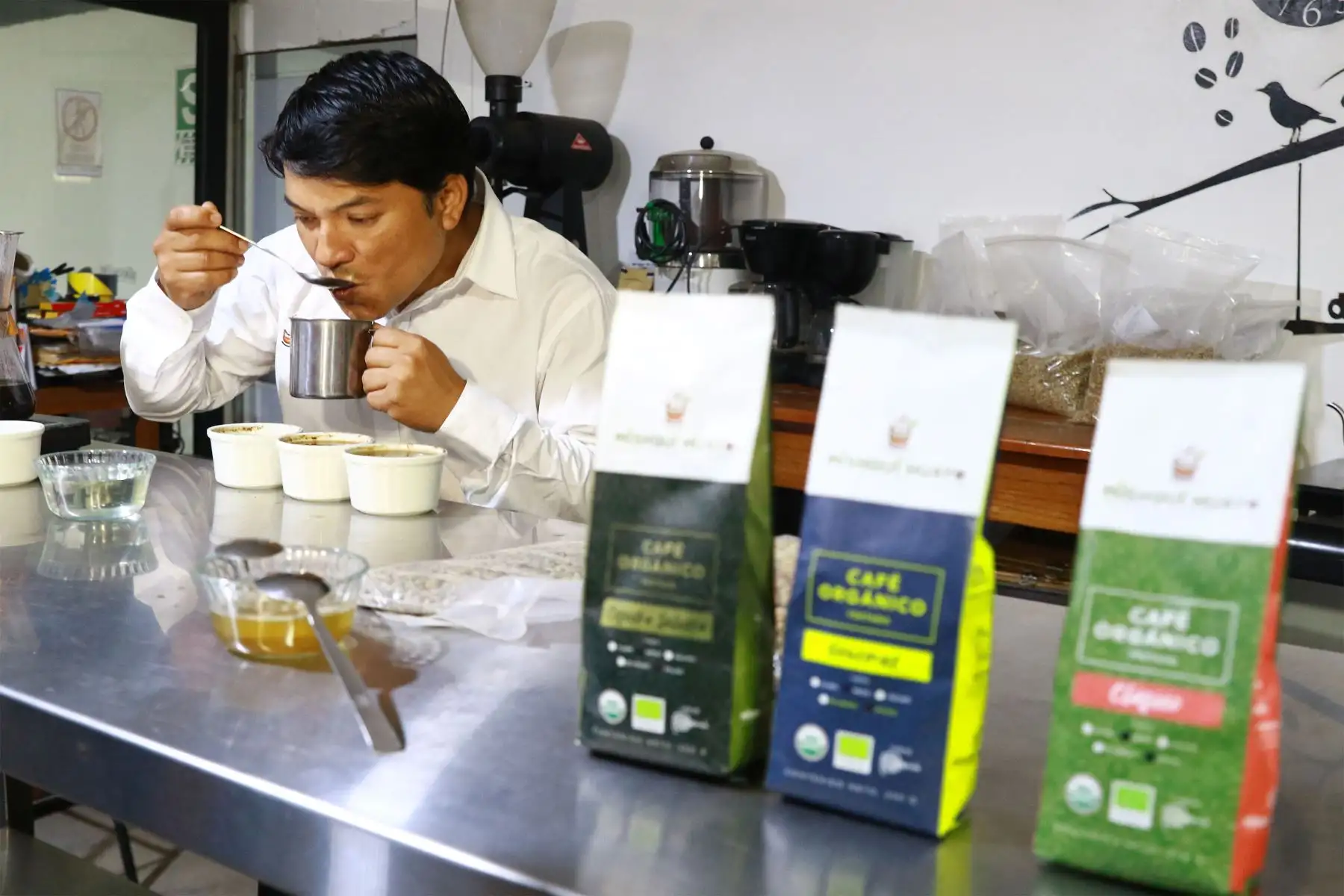 Desgustación  y catación de café amazónico. Mishquí Huayo es cultivado en la provincia de Moyobamba de la Región San Martín.
Foto: ANDINA/Eddy Ramos