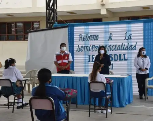 Cinco colegios de la ciudad de Piura iniciaron un piloto de retorno a clases semipresenciales. Foto: ANDINA/Difusión.