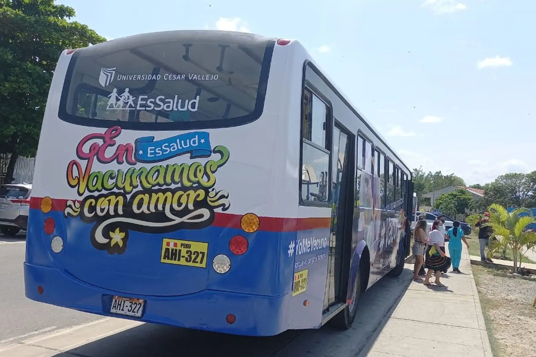EsSalud Tarapoto presentó el Vacunabus que inmunizará contra la covid-19 a 600 personas por día en San Martín.
Foto: EsSalud
