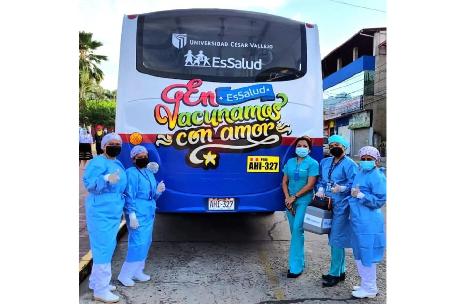 EsSalud Tarapoto presentó el Vacunabus que inmunizará contra la covid-19 a 600 personas por día en San Martín.
Foto: EsSalud
