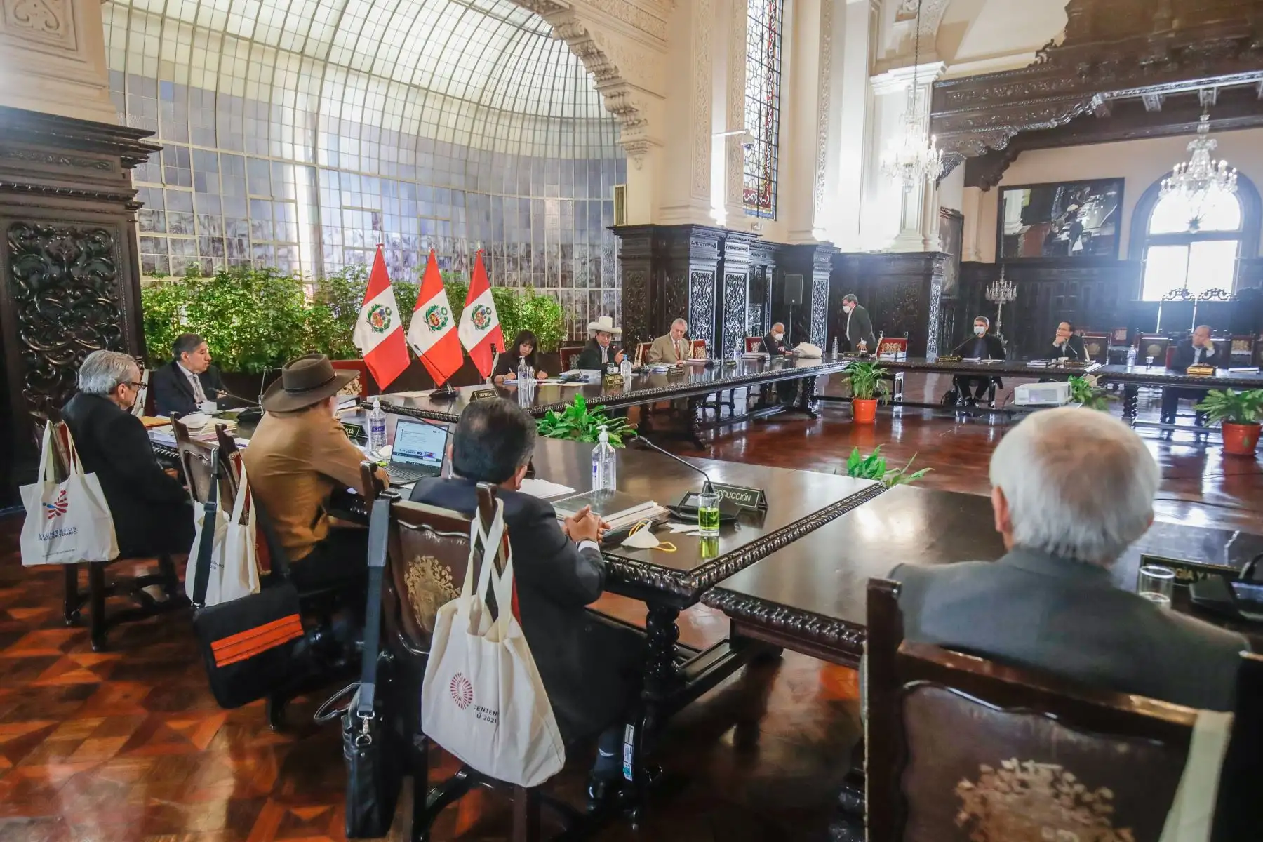 Presidente de la República, Pedro Castillo, lidera sesión de Consejo de Ministros. Foto: ANDINA/Prensa Presidencia
