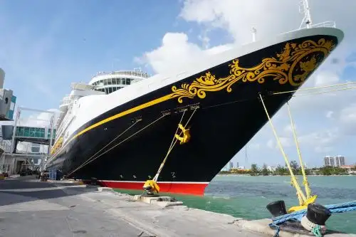 Cruceros Disney pedirán la vacuna covid-19 a los niños a partir de los 5 años.