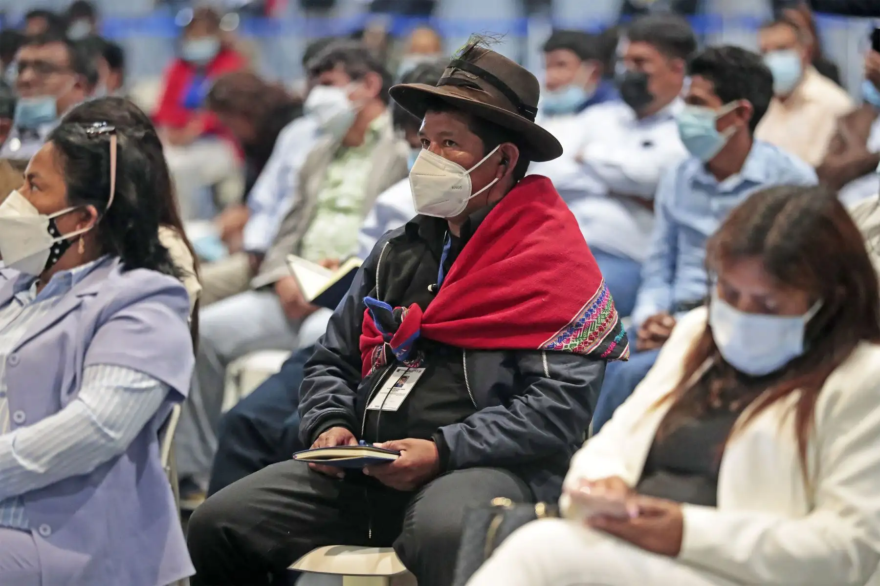 Presidente de la República, Pedro Castillo, asistió al Encuentro del Ejecutivo con alcaldes de municipalidades rurales y urbanas trabajando por el desarrollo local, que se desarrolló en el  Centro de Convenciones de Lima.
Foto: ANDINA/ Prensa Presidencia