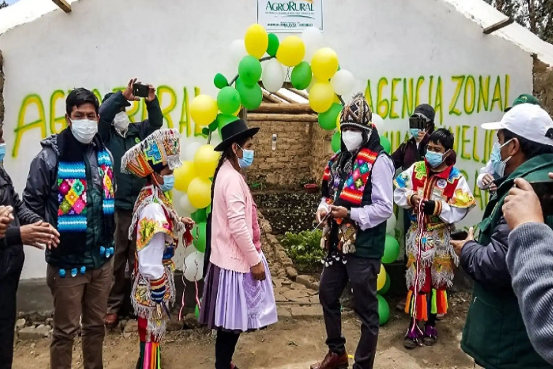 En los próximos días seguirá entregando fitotoldos que ya se encuentran instalados al 100 % y los cobertizos que ya están listos para operar, como parte del Plan Multisectorial ante Heladas y Friaje 2021.