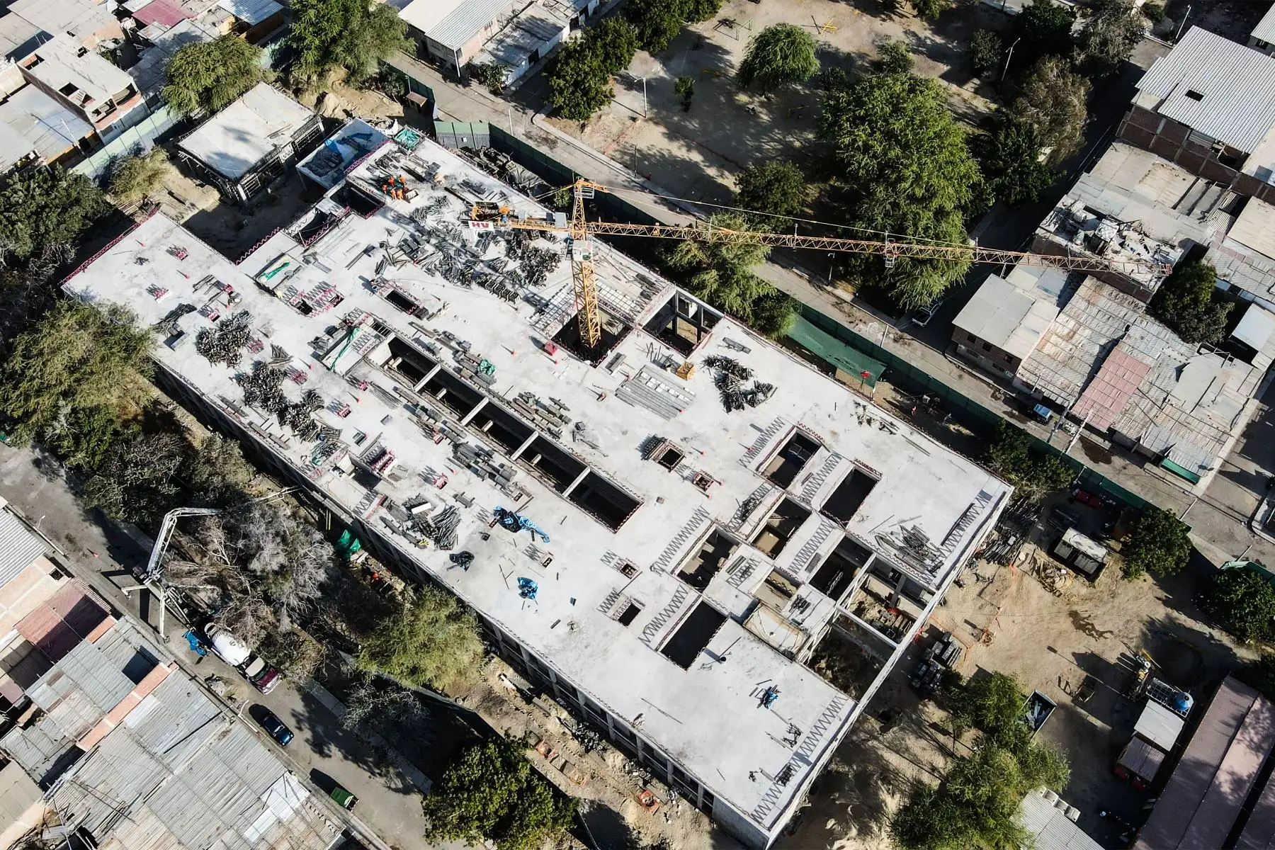 Autoridad para la Reconstrucción con Cambios  supervisa el Centro de Salud Castilla de Piura que beneficiará a más de 150 mil habitantes  que tendrán un establecimiento de calidad y mejorará el nivel de atención de los pacientes. 
Foto:  ARCC
