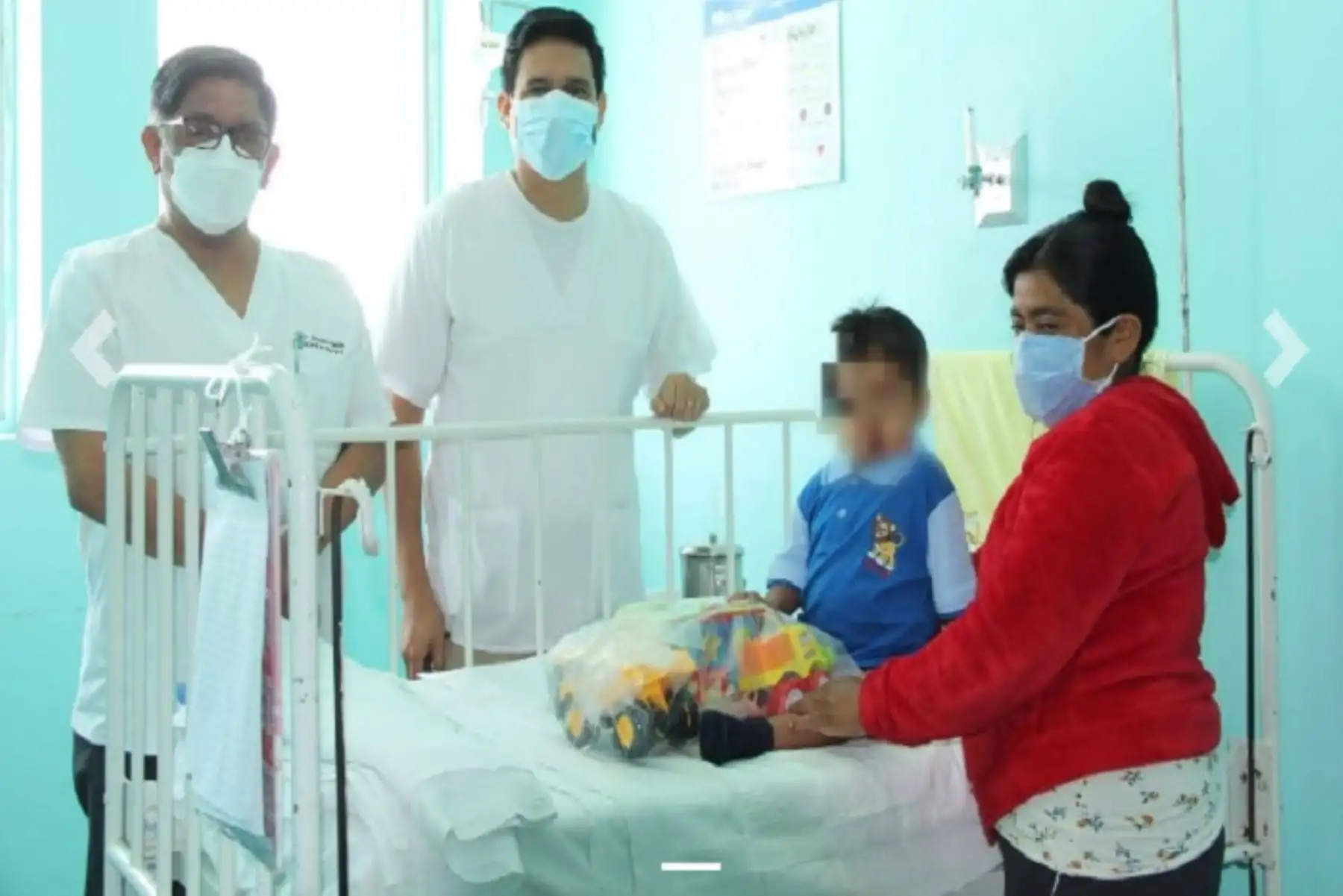 El intensivista detalló que durante el tratamiento, el niño no requirió de ventilación mecánica, solo necesitó cánula de alto flujo.