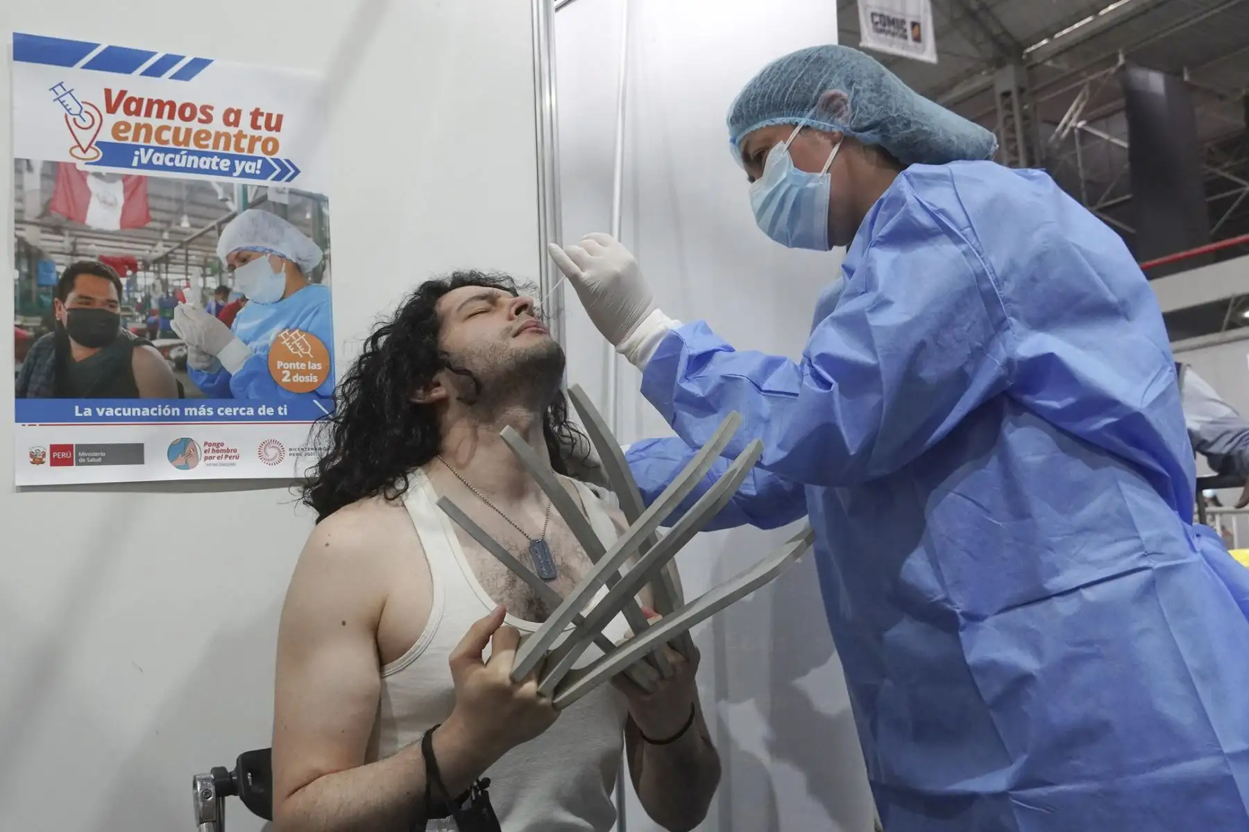Todos los asistentes de la Comic Convention en el Jockey Plaza pueden vacunarse y realizarse pruebas de descarte de la covid-19. Acude hoy y mañana desde las 2pm hasta las 9pm. Foto: Minsa