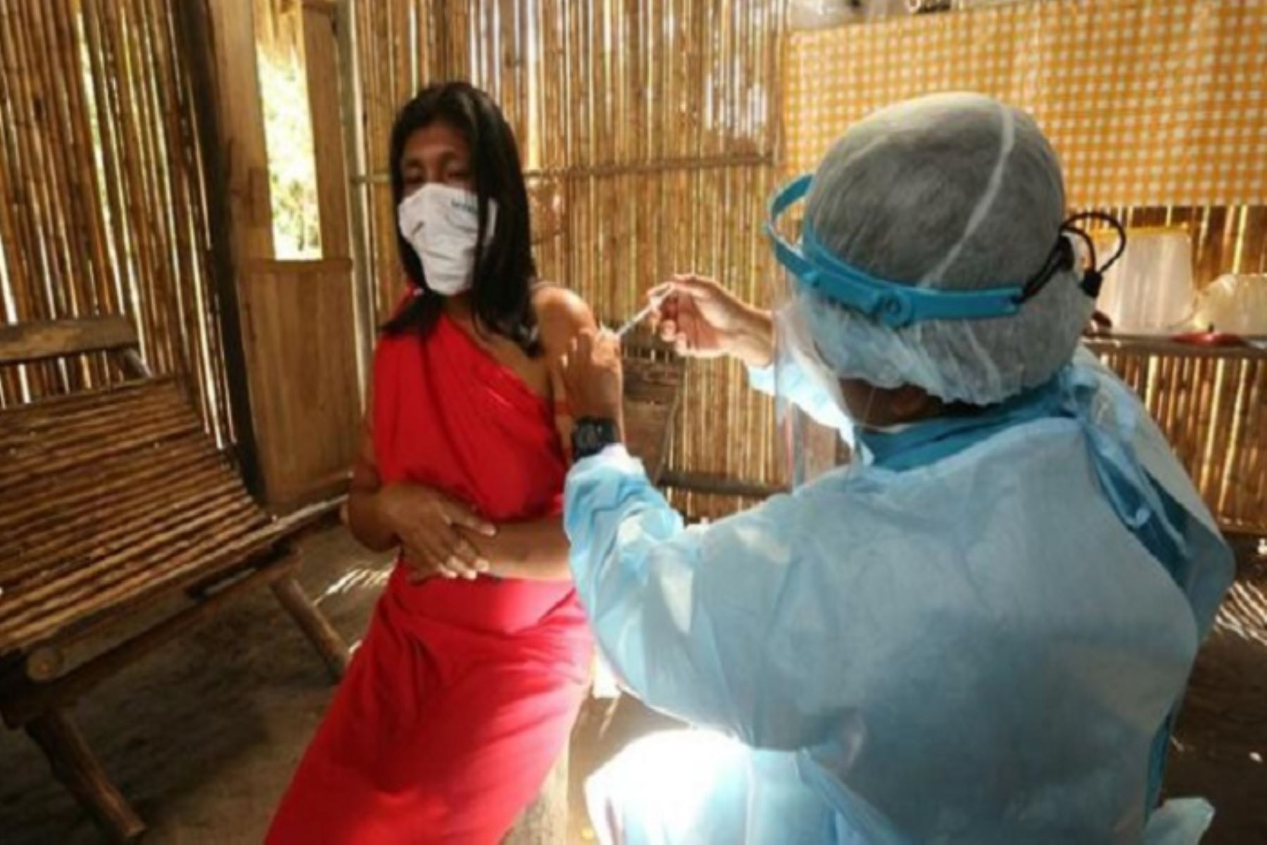 Covid-19: Minsa fortalece vacunación en comunidades indígenas amazónicas