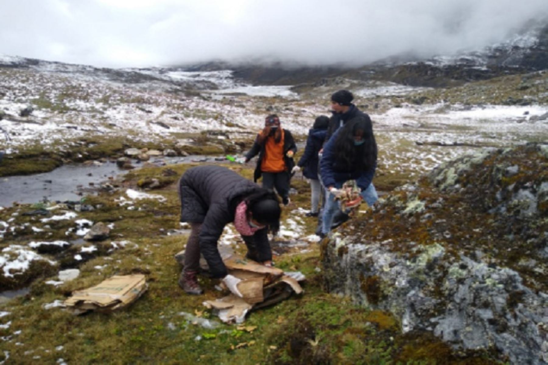 La Gerencia de Recursos Naturales y Gestión del Medio Ambiente del Gobierno Regional Junín promovió la actividad con el objetivo de proteger la ACR  Huaytapallanas, ecosistema que es la principal fuente de agua potable de la ciudad de Huancayo.Foto: Pedro Tinoco.
