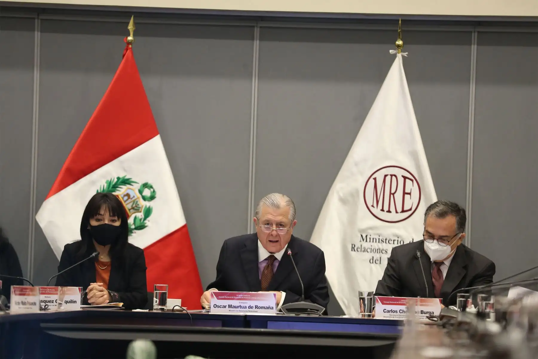 La presidenta del Consejo de Ministros, Mirtha Vásquez Premier  participó en la VI sesión del Consejo Nacional de Desarrollo de Fronteras e Integración Fronteriza, espacio de articulación que permite concertar acciones para atender a poblaciones de frontera a través del diálogo entre los tres niveles de gobierno.
Foto: ANDINA/Andrés Valle