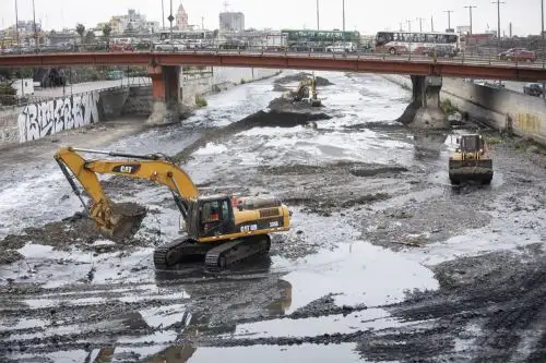 Trabajos de descolmatación en el río Rímac. Foto: ANDINA/Difusión