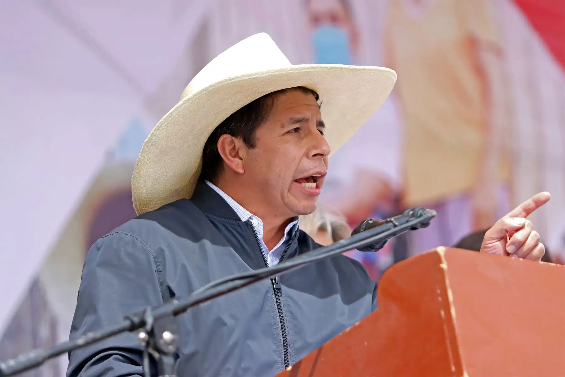 Jefe de Estado, Pedro Castillo, supervisa los avances de la agenda de trabajo en favor de la atención a personas en situación de vulnerabilidad que realiza el Midis en la región Arequipa.
Foto: ANDINA/Prensa Presidencia