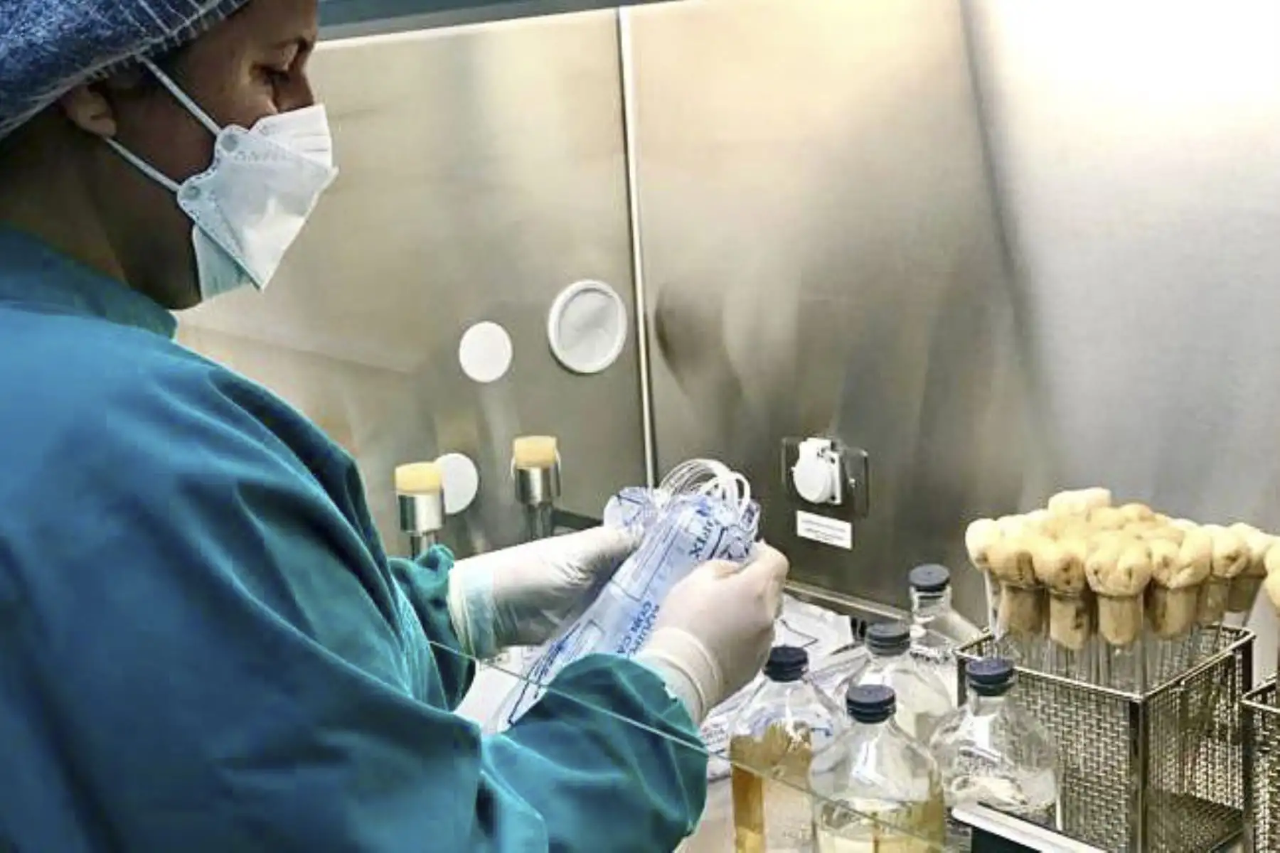 El Centro Nacional de Control de Calidad (CNCC) del INS formará parte de la Red OMS de Laboratorios Nacionales de Control de Productos Biológicos. ANDINA/ INS
