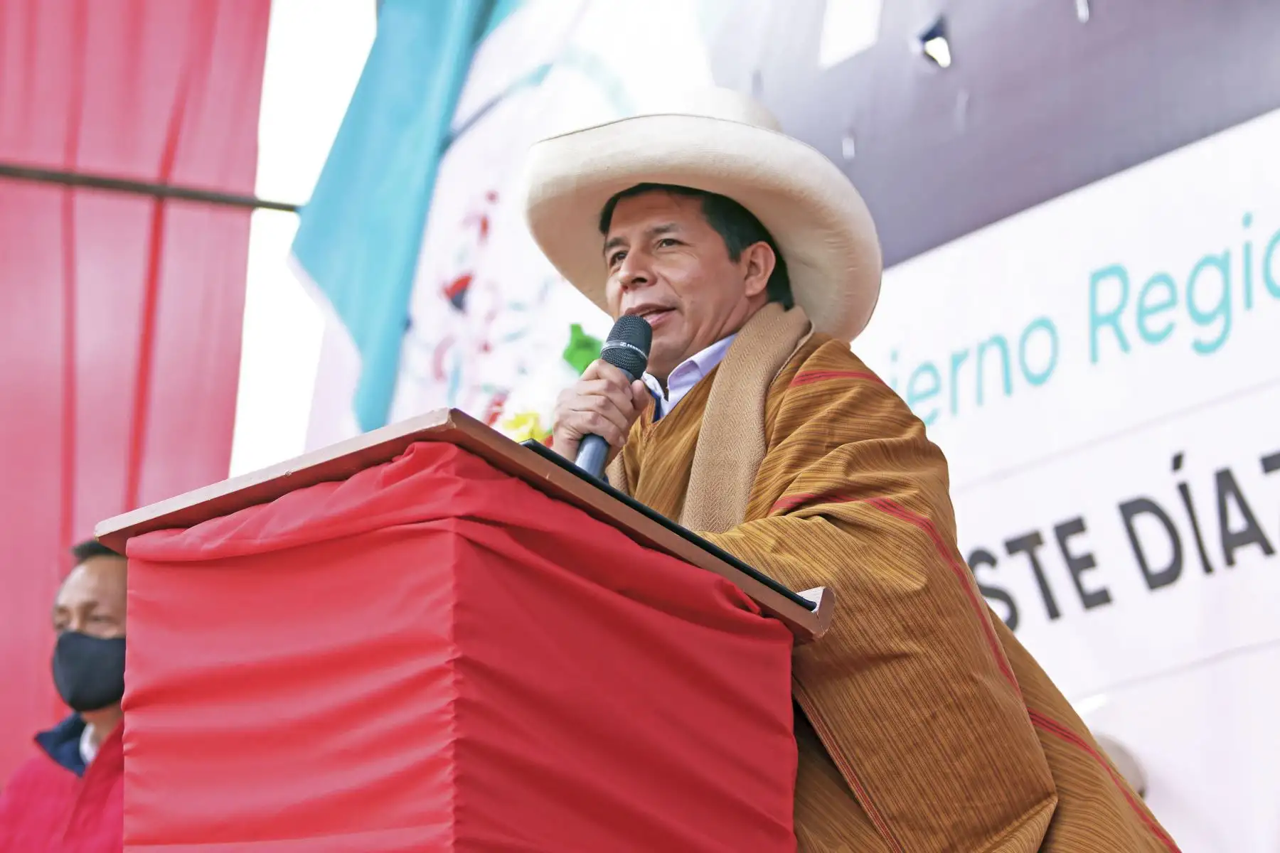 El presidente de la República, Pedro Castillo, visita la región Huancavelica para dar inicio a las obras del nuevo hospital de la provincia de Castrovirreyna. Foto: ANDINA/Prensa Presidencia
