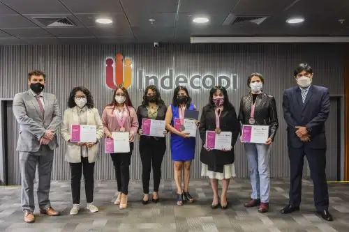 La delegación peruana obtuvo 11 preseas de oro, 16 de plata y 7 de bronce. Foto: Indecopi